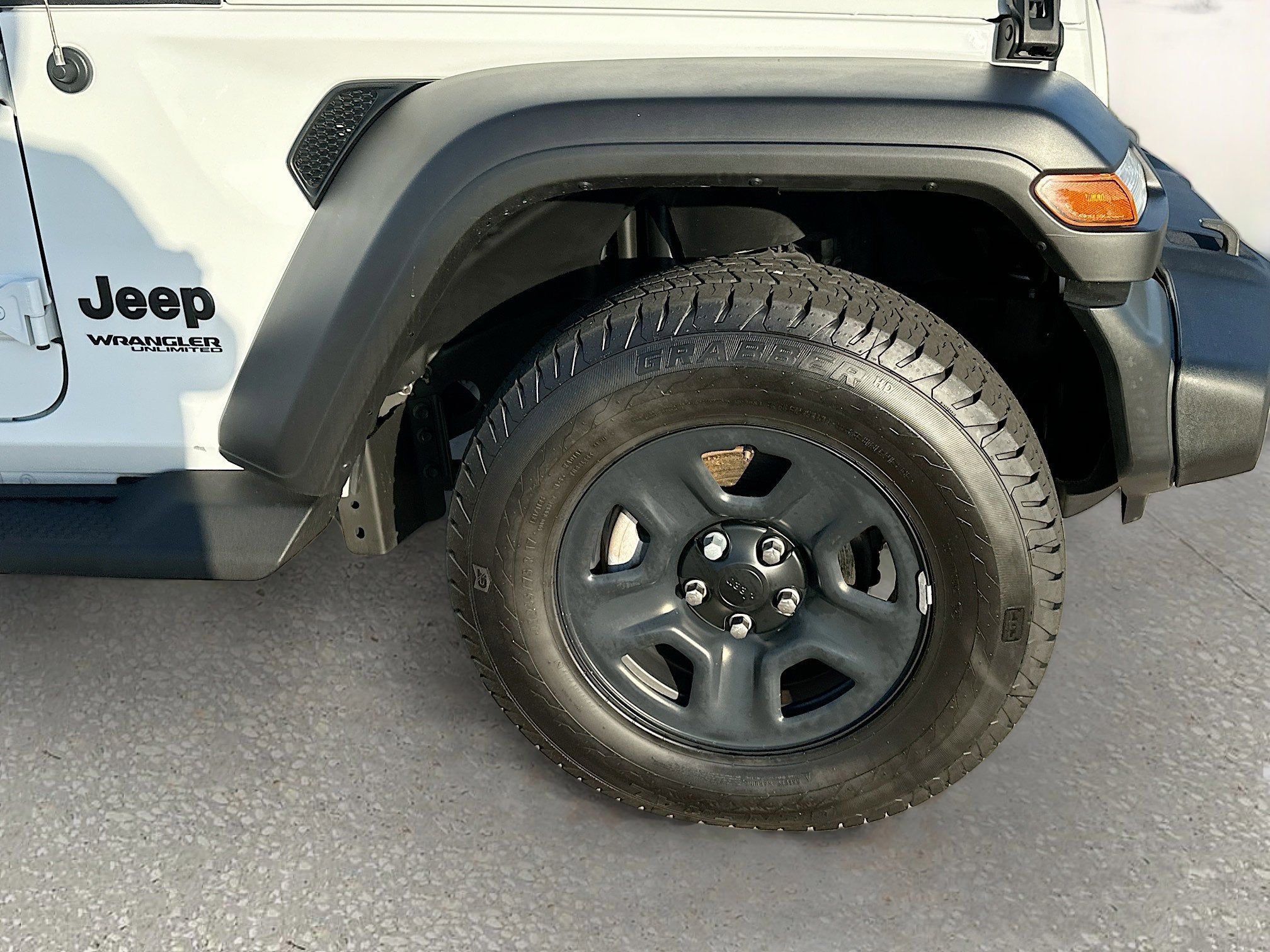 2022 Jeep Wrangler Unlimited Sport