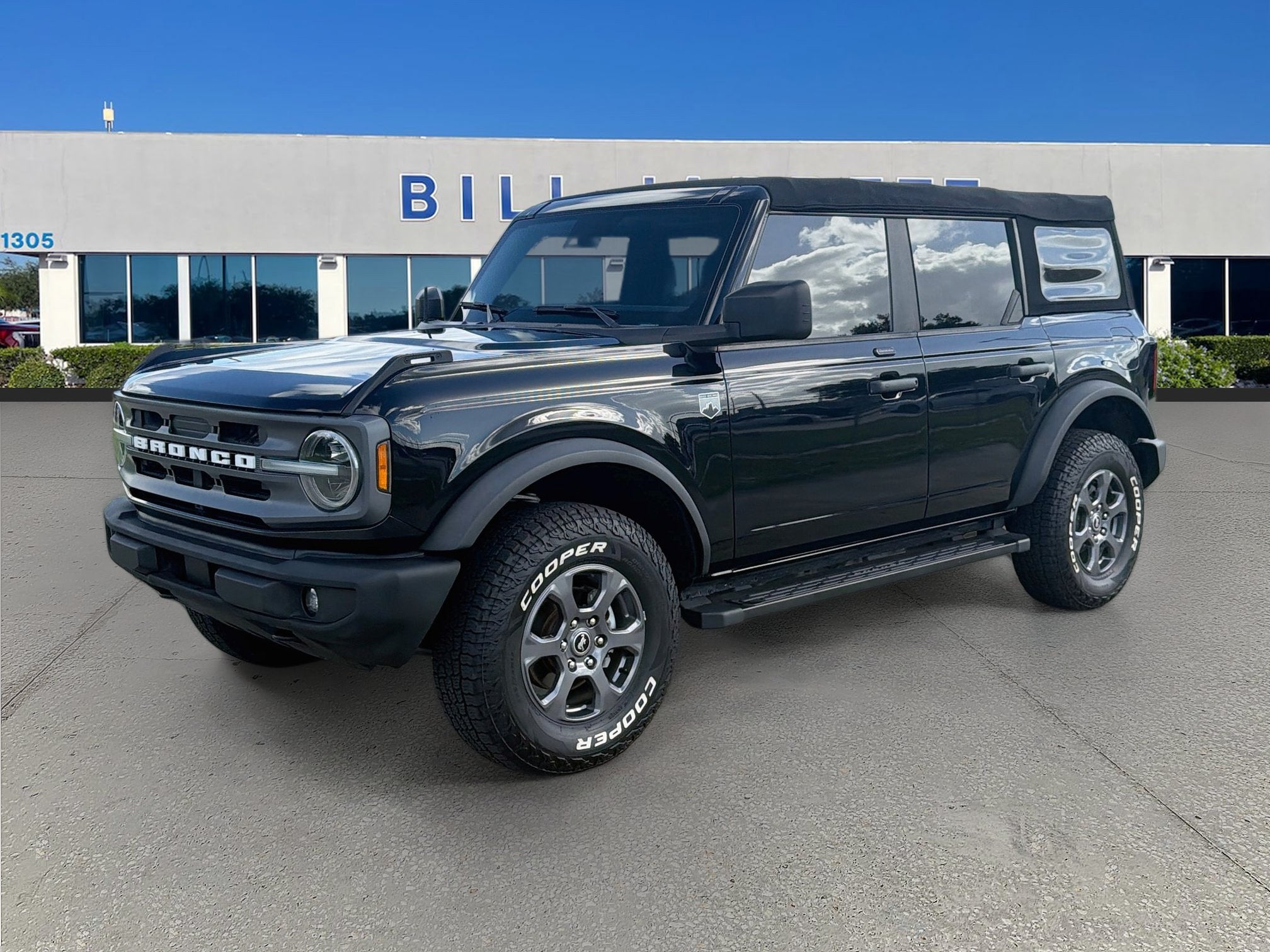 2022 Ford Bronco Base