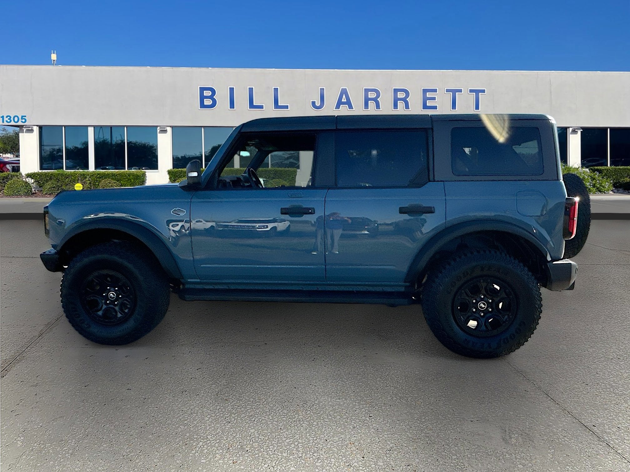 2022 Ford Bronco Base