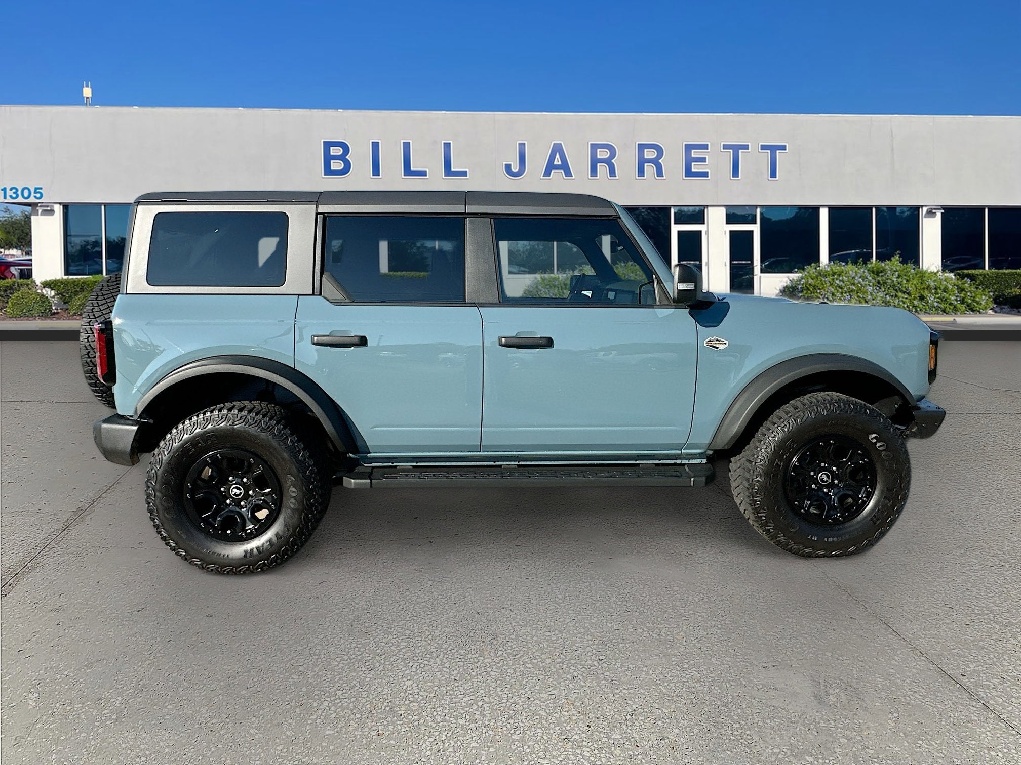 2022 Ford Bronco Base