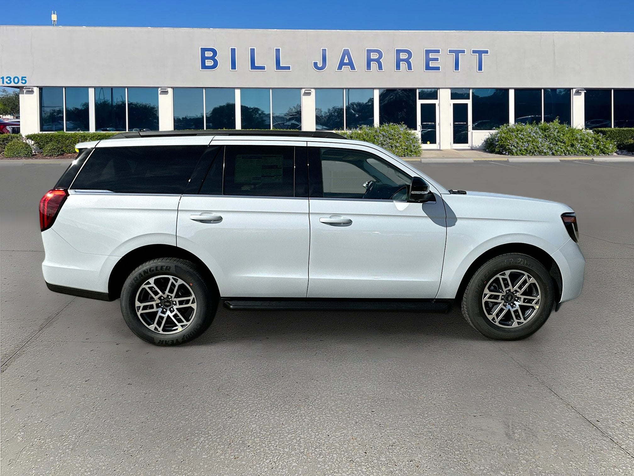 2025 Ford Expedition Active