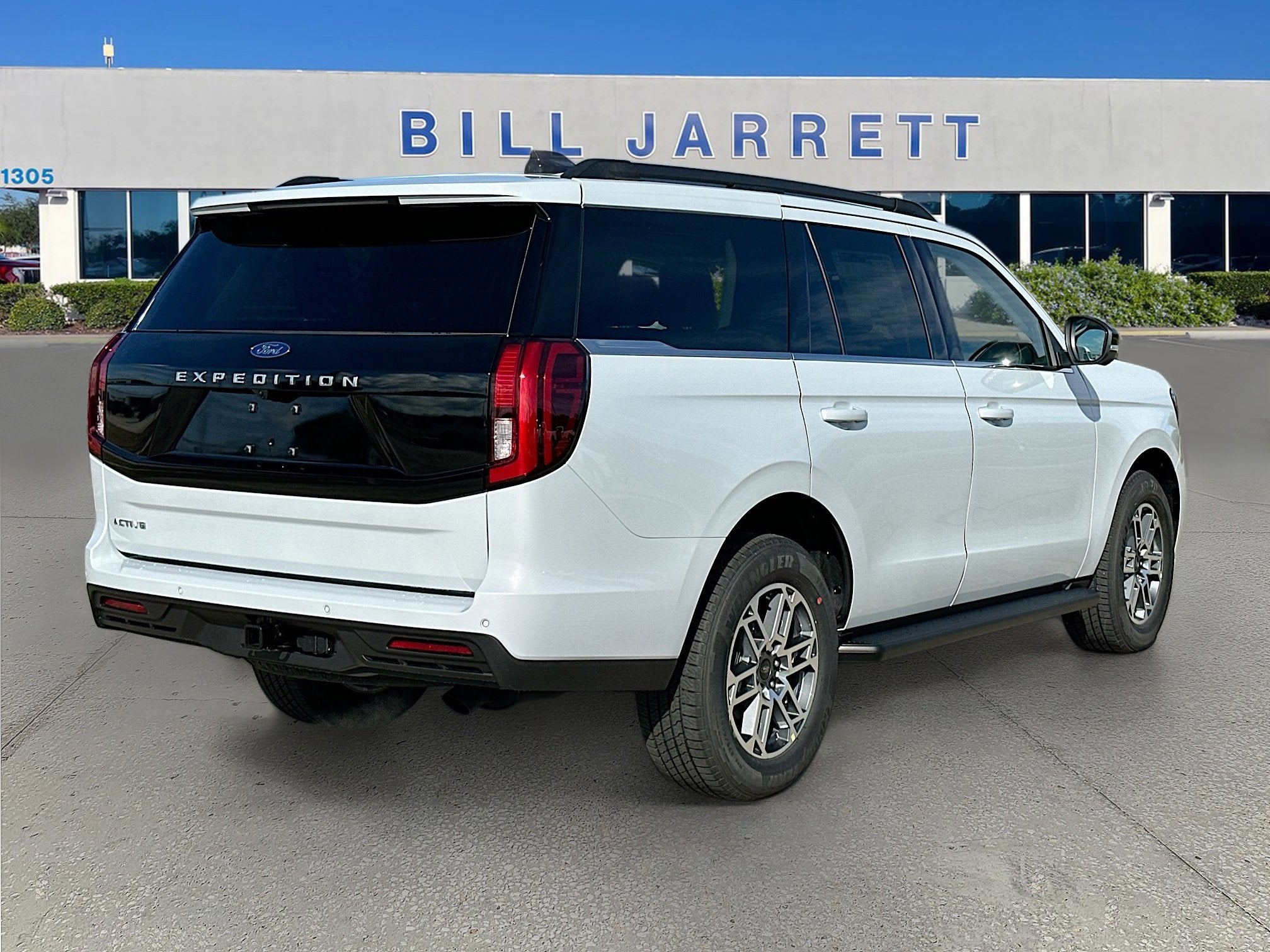 2025 Ford Expedition Active