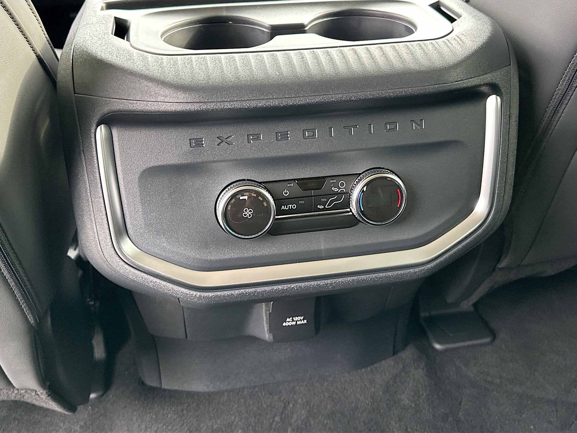 2026 Ford Expedition Active