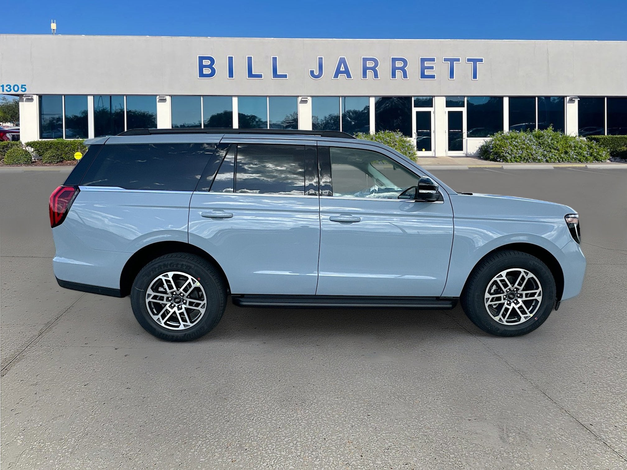 2026 Ford Expedition Active
