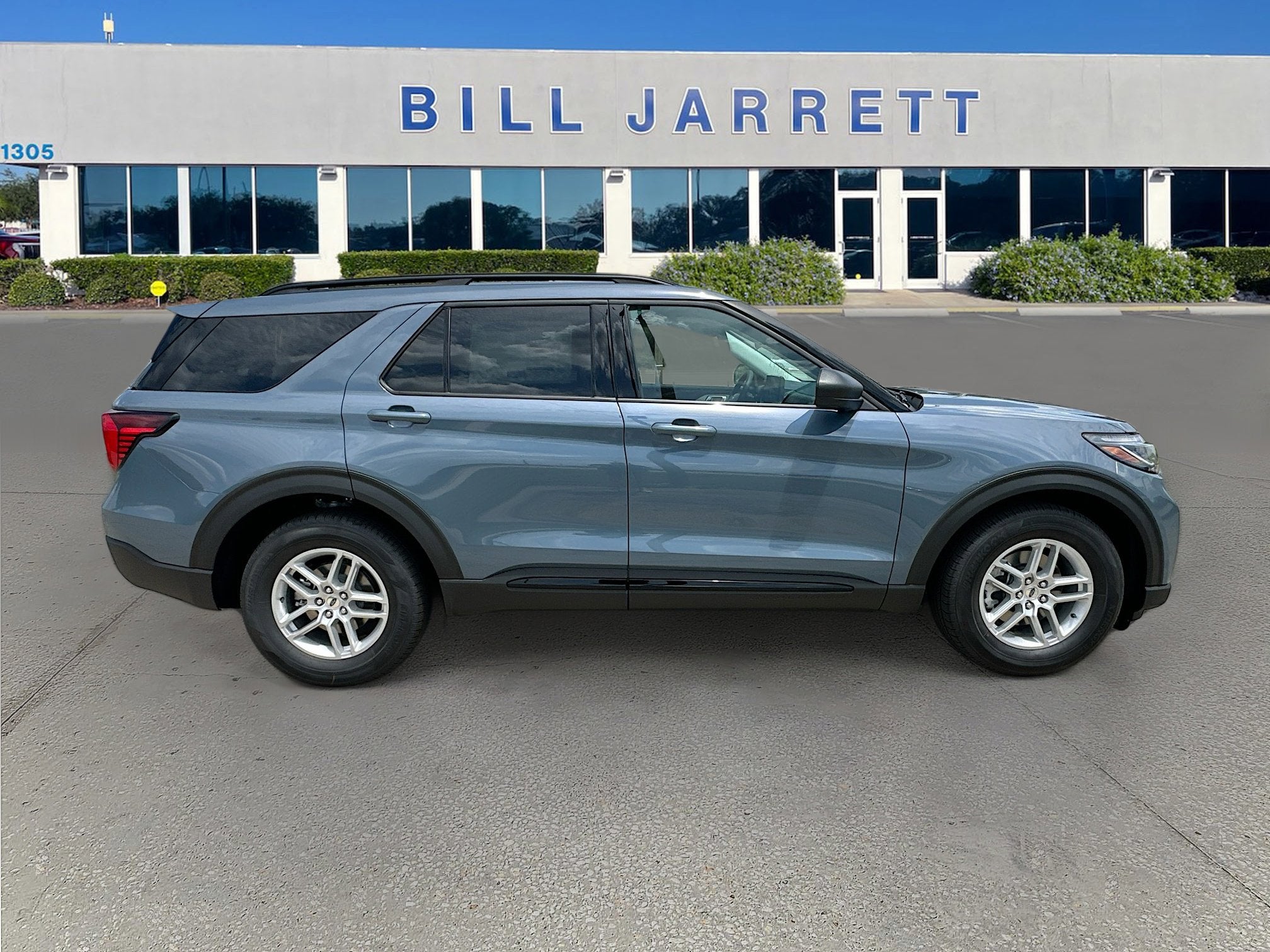 2026 Ford Explorer Active w/100A Pkg
