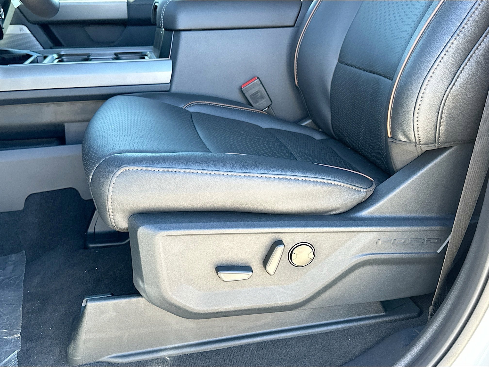 2026 Ford F-250SD F-250® Lariat®