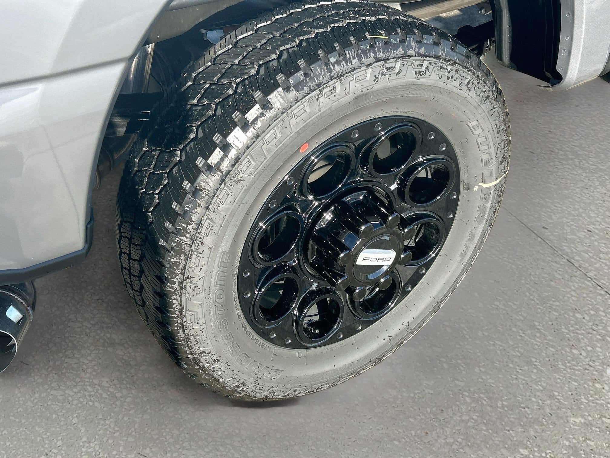 2027 Ford F-250SD F-250® Lariat®