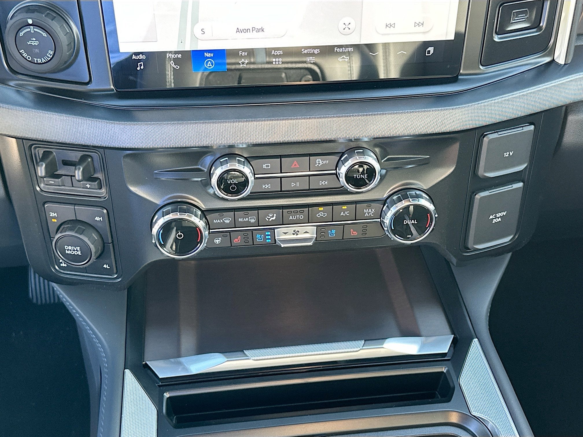 2026 Ford F-250SD F-250® Platinum®