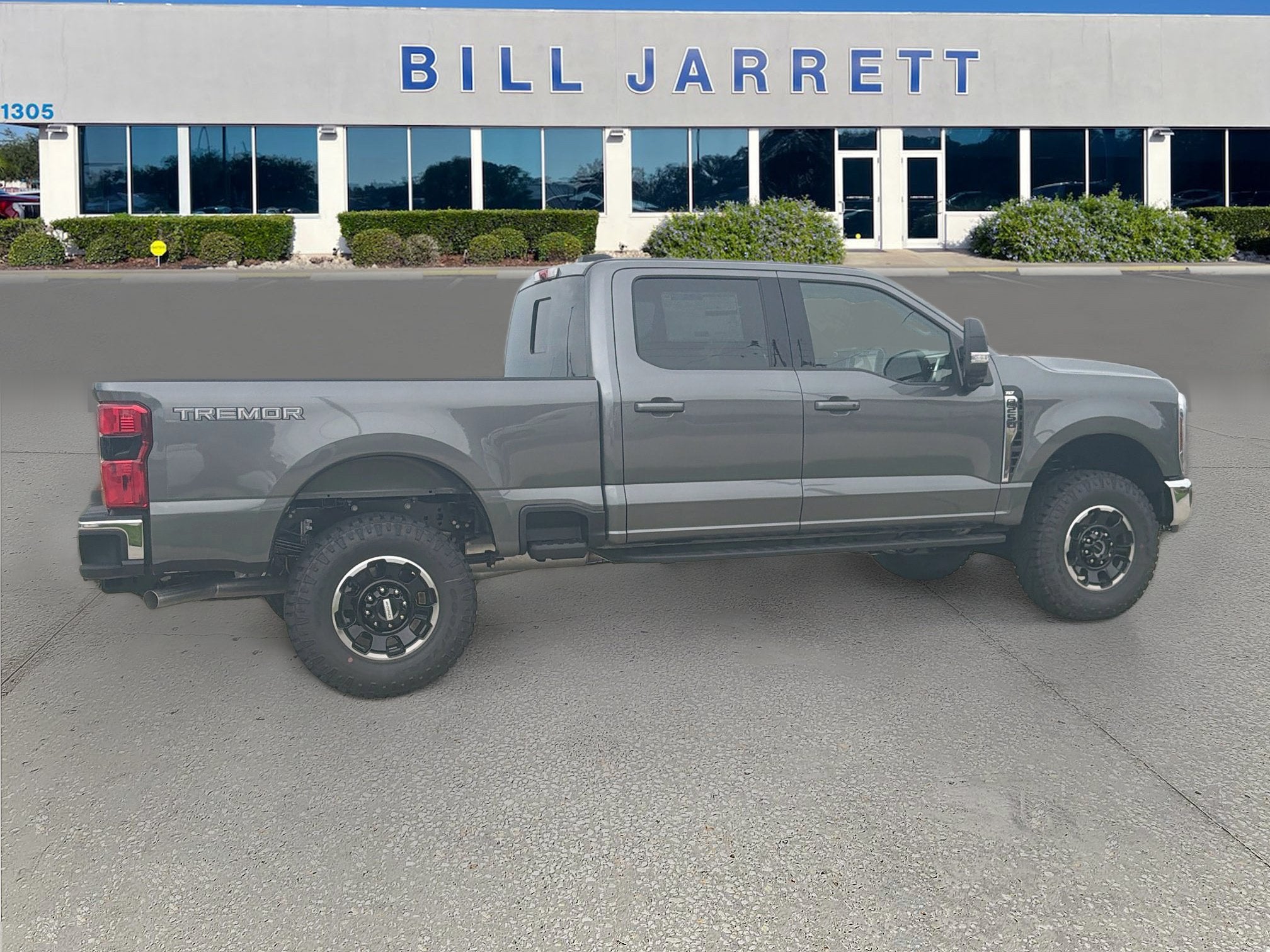 2027 Ford F-250SD F-250® XLT