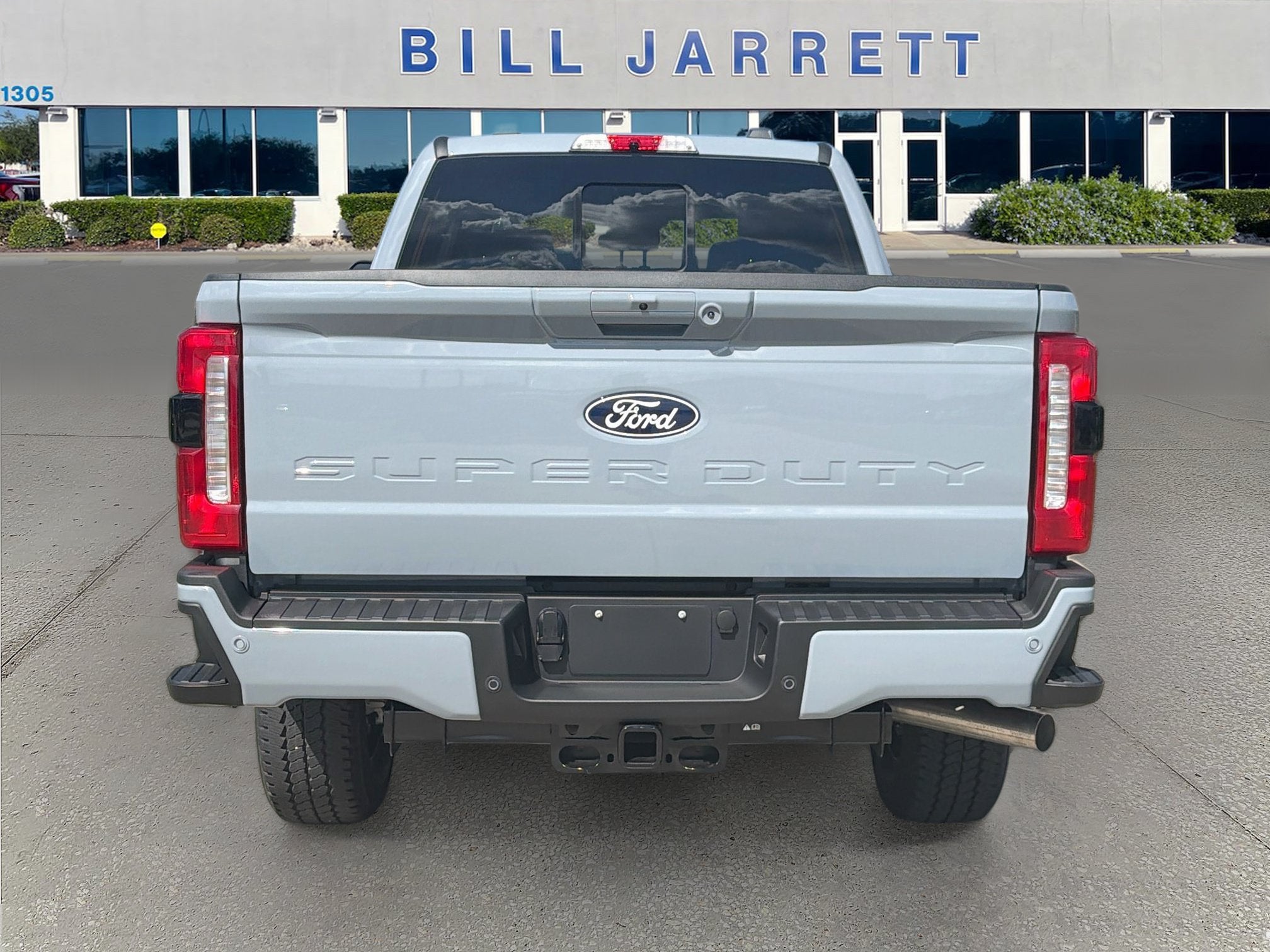 2027 Ford F-250SD F-250® Lariat®