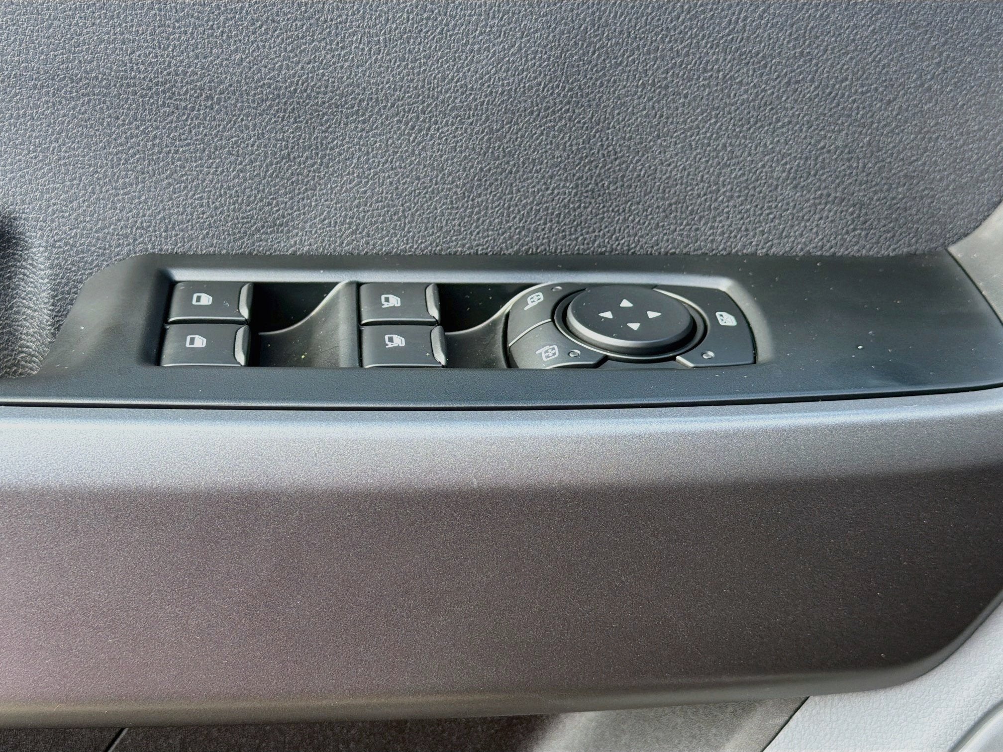 2027 Ford Super Duty F-350 DRW F-350® XL