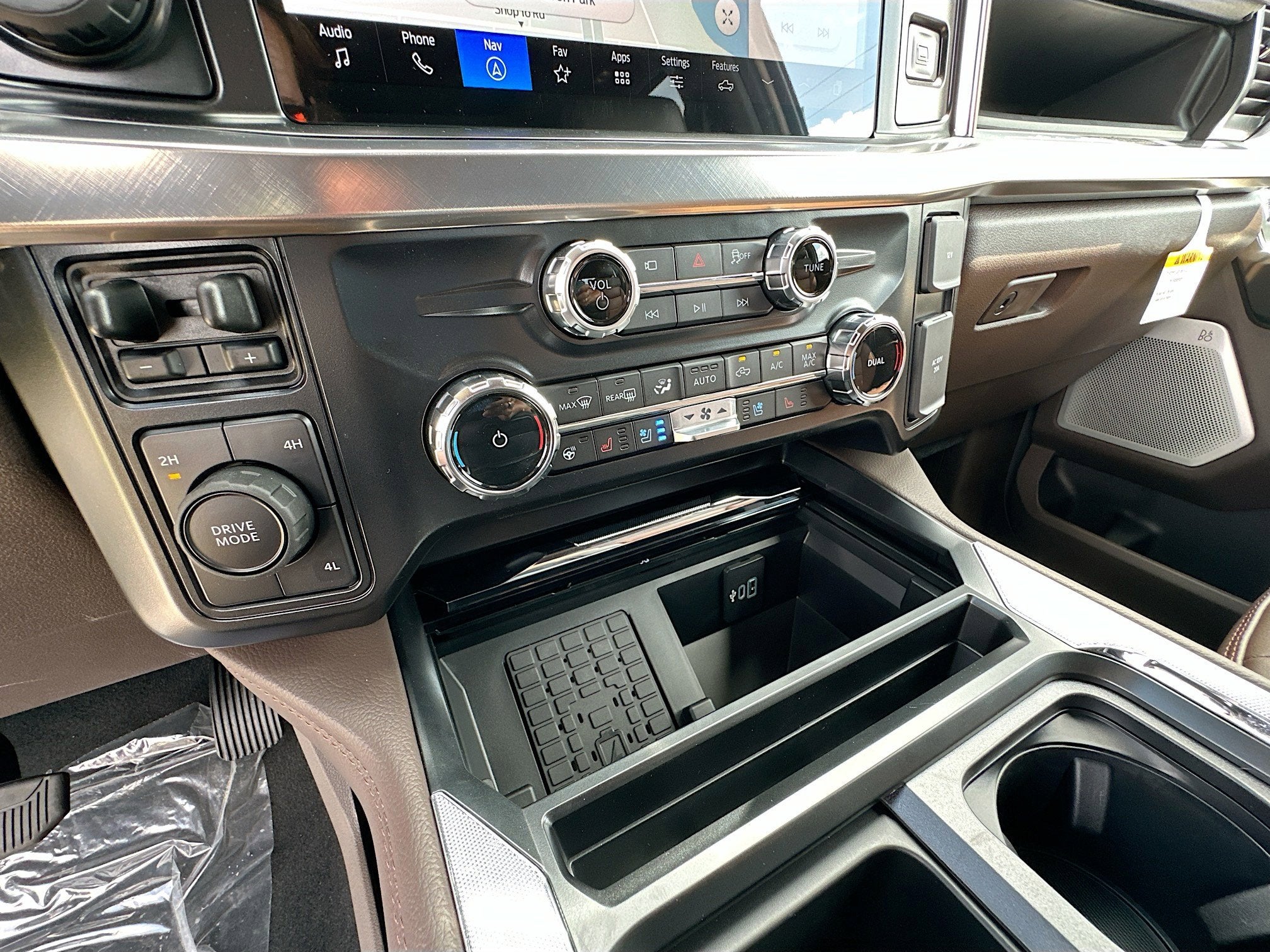 2026 Ford Super Duty F-350 DRW King Ranch