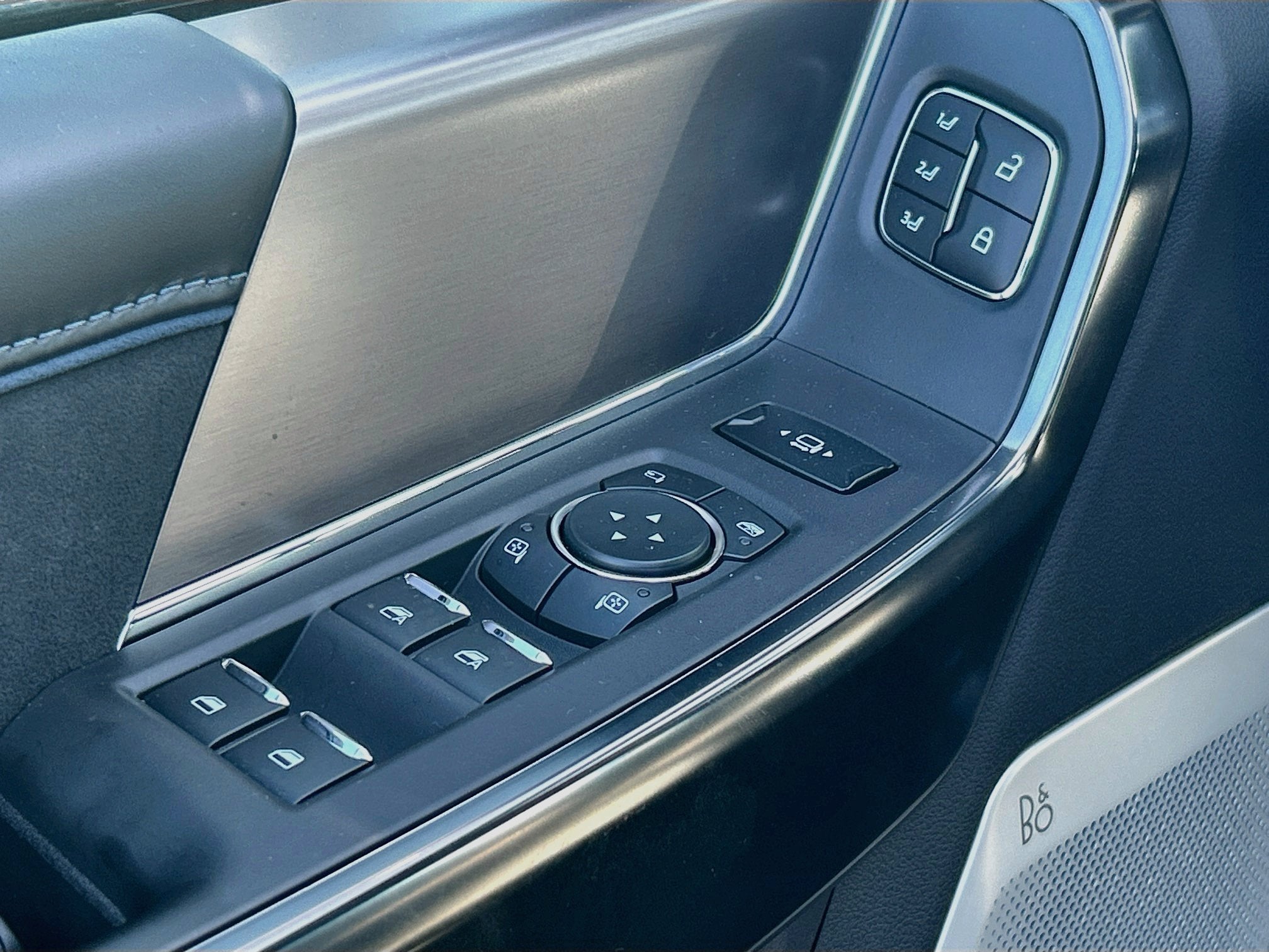 2026 Ford Super Duty F-350 DRW F-350® Platinum®