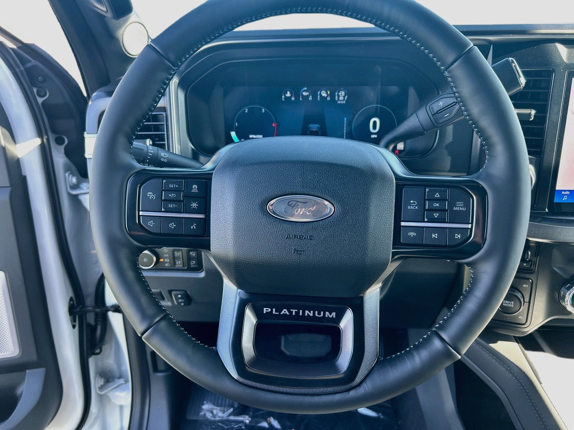 2026 Ford Super Duty F-350 DRW F-350® Platinum®