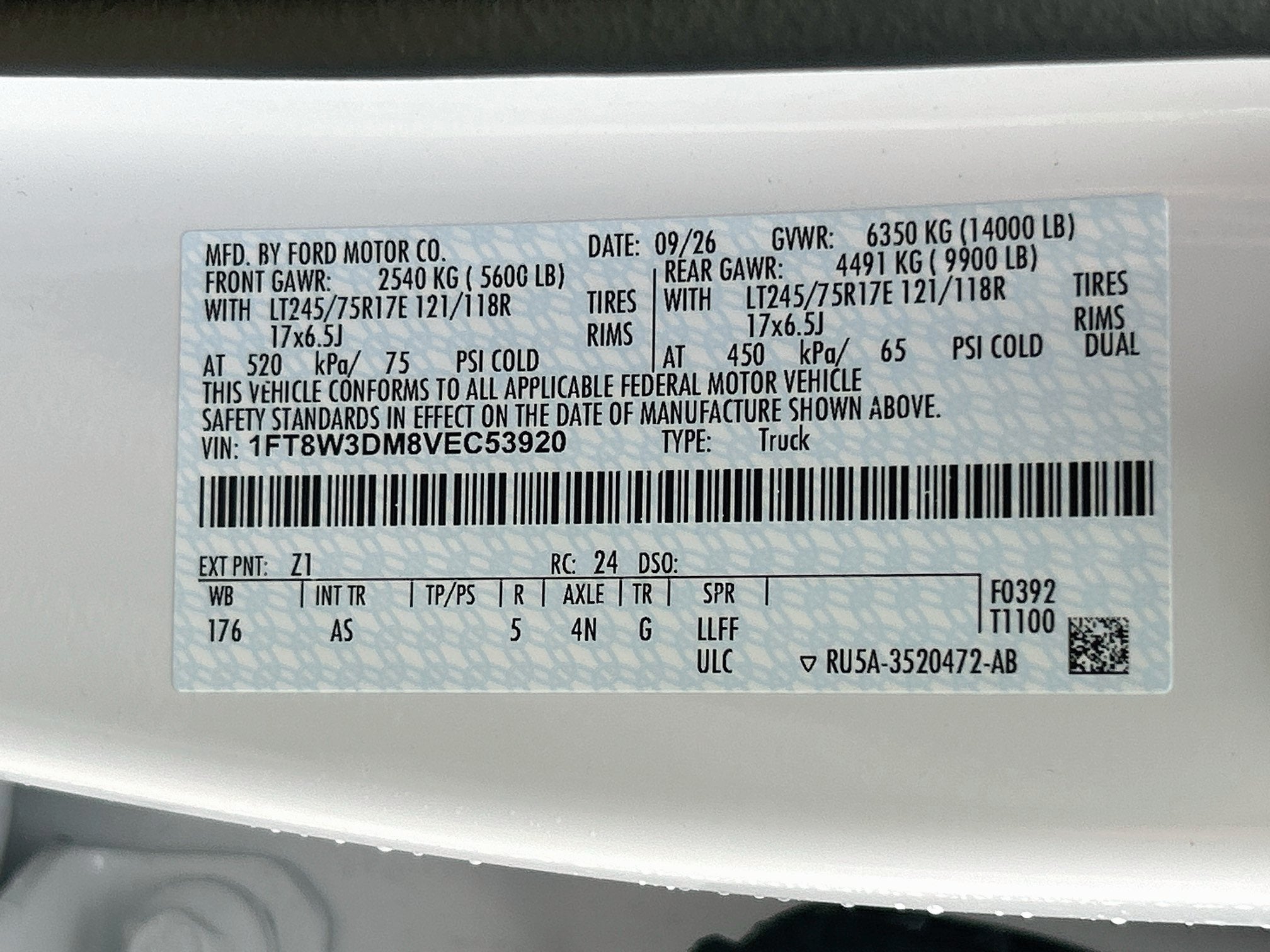 2027 Ford Super Duty F-350 DRW F-350® XL