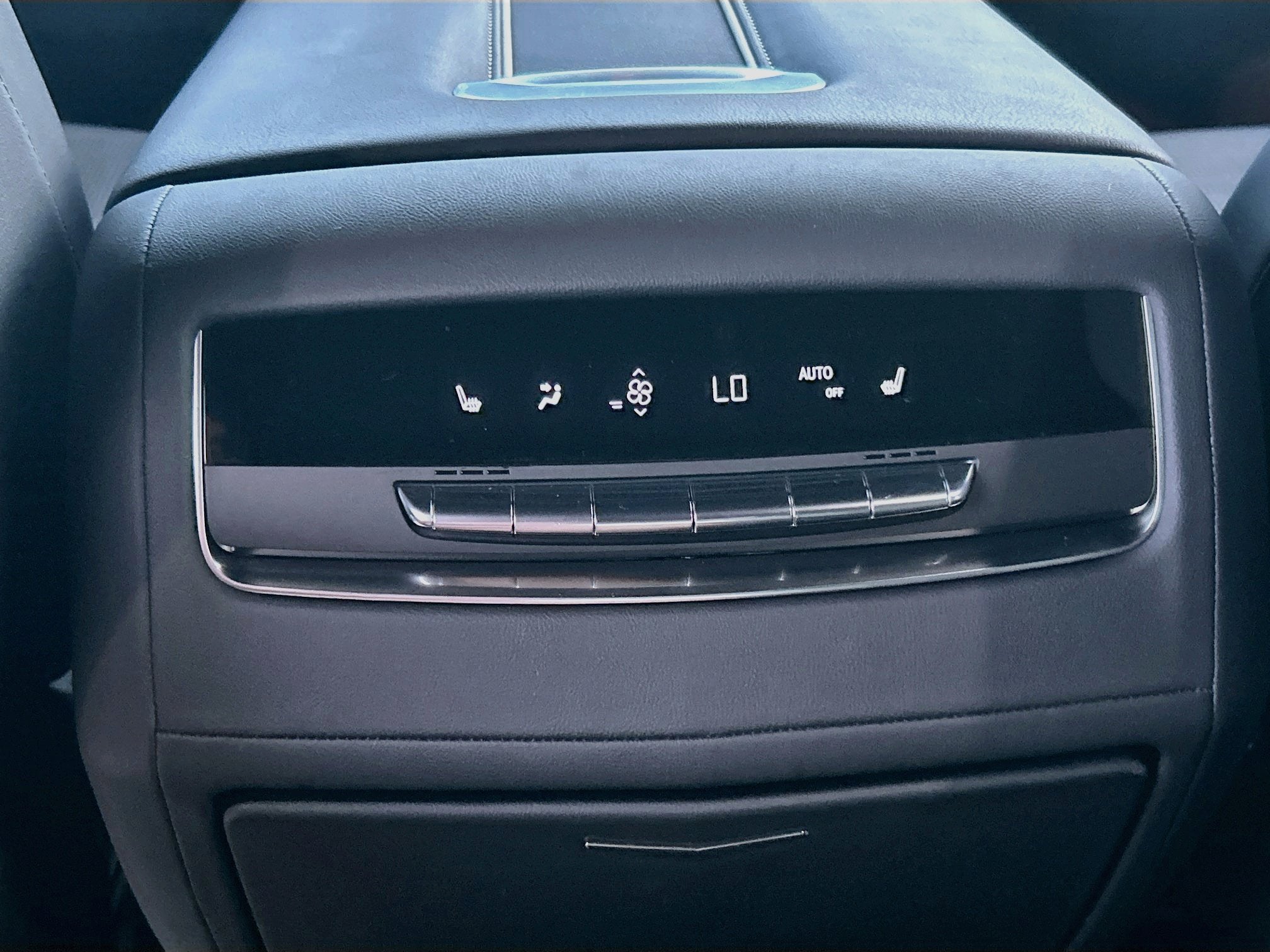 2022 Cadillac Escalade Sport