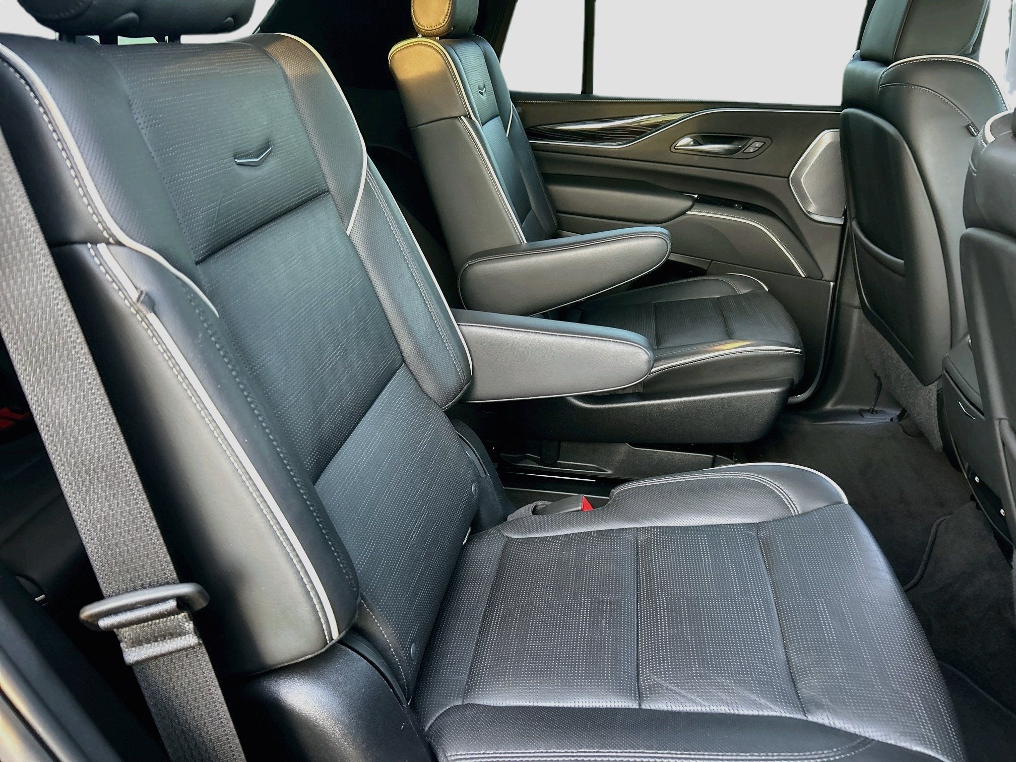 2022 Cadillac Escalade Sport