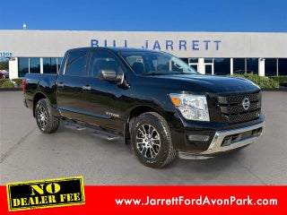 2022 Nissan Titan SV