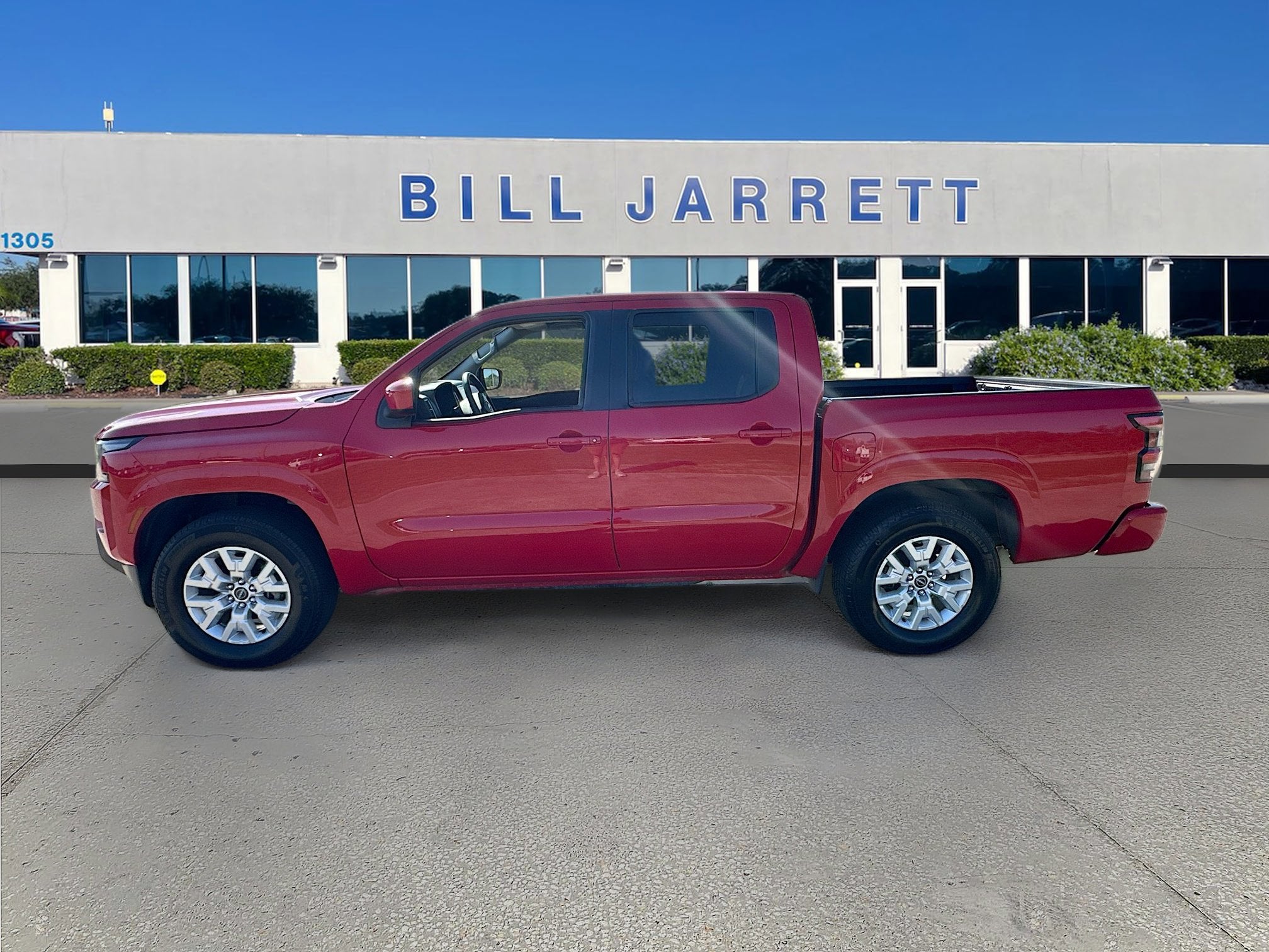 2023 Nissan Frontier SV