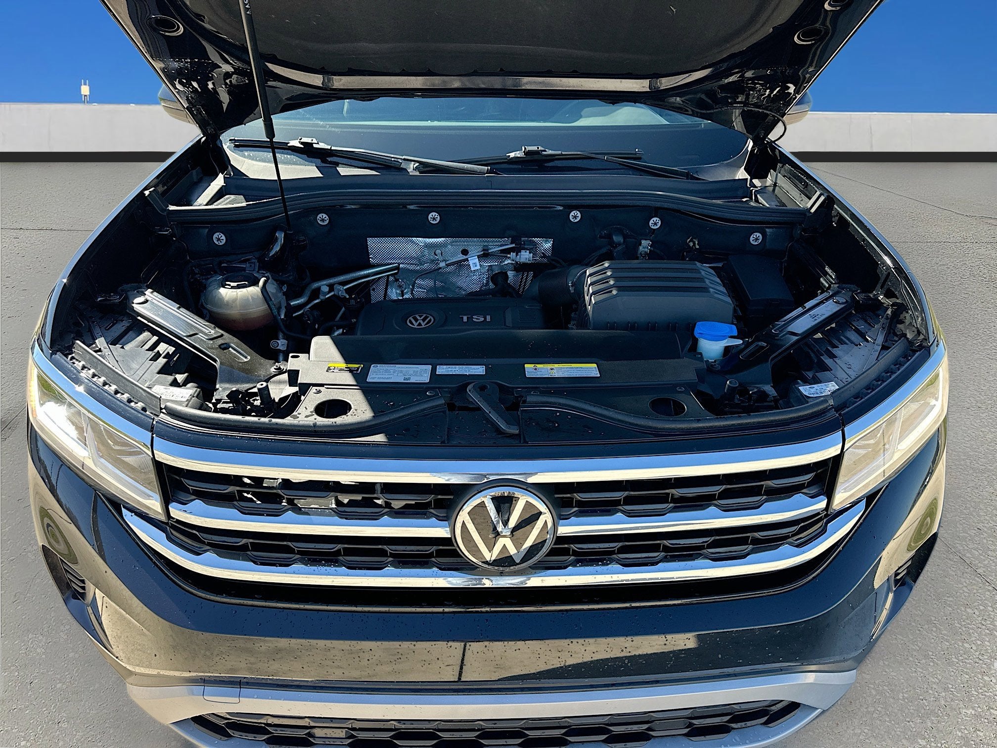 2023 Volkswagen Atlas 2.0T SE