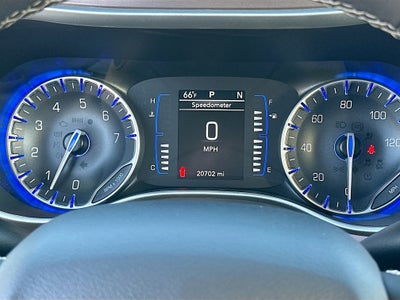 2024 Chrysler Voyager LX