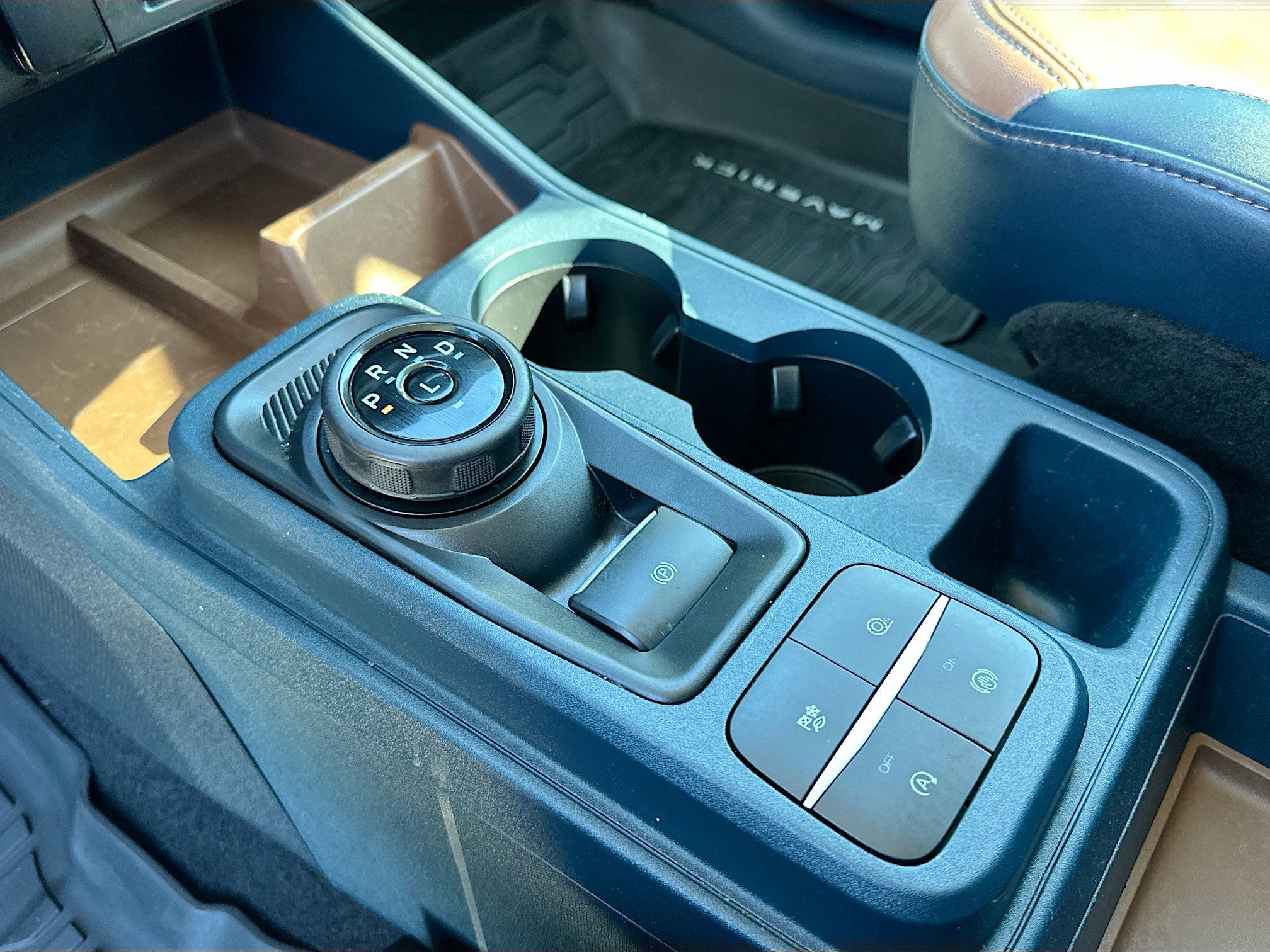 2022 Ford Maverick XL