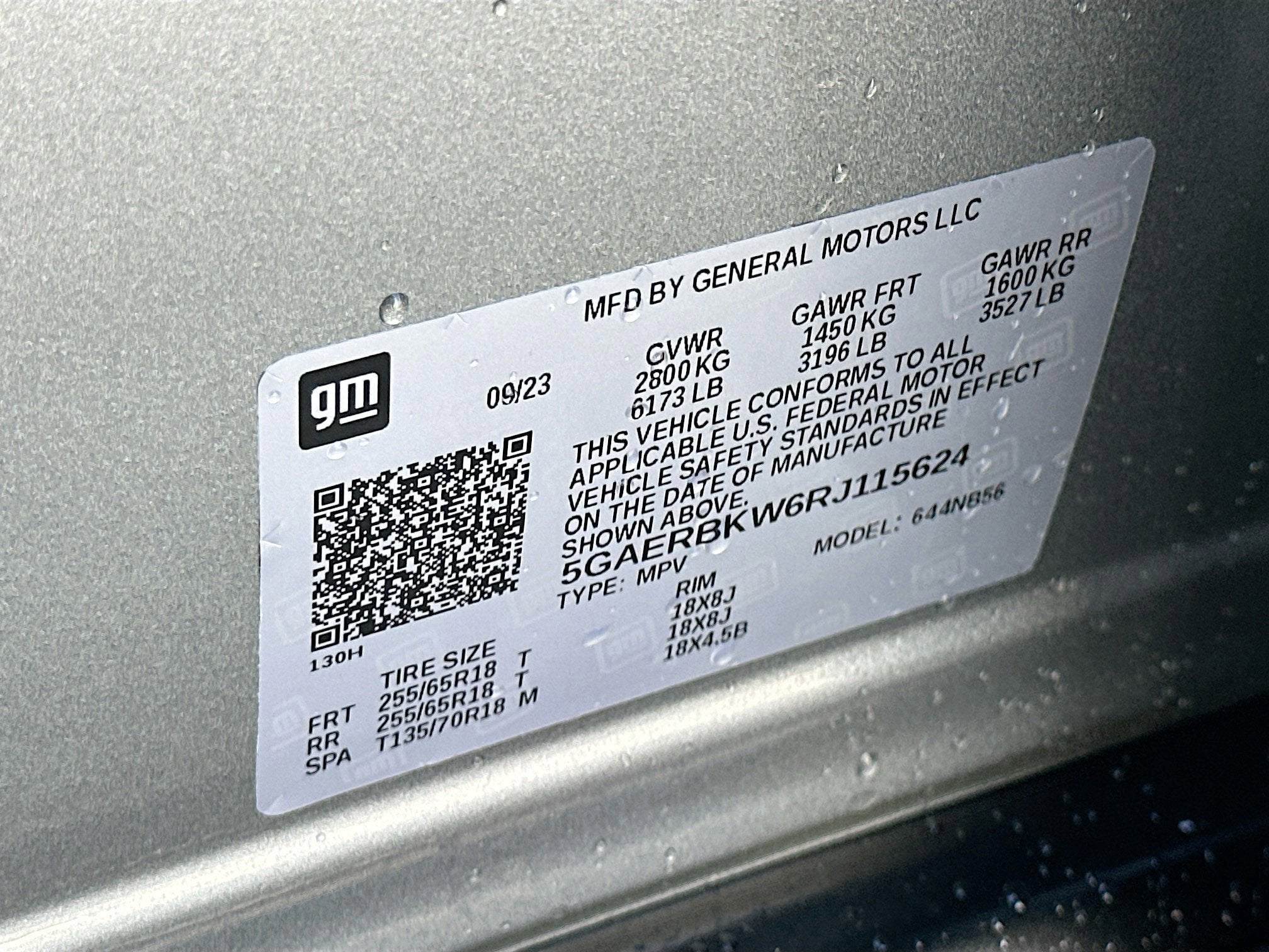 2024 Buick Enclave Essence