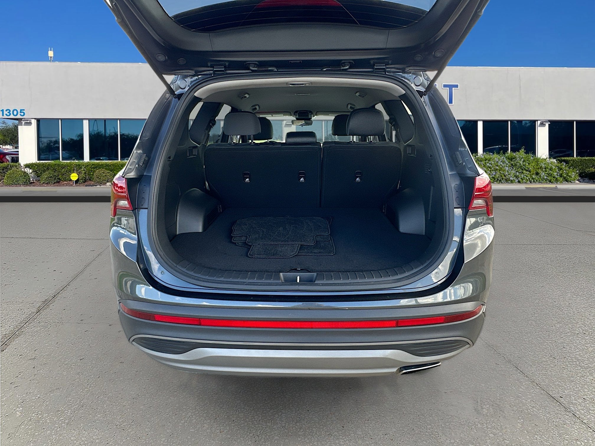 2023 Hyundai Santa Fe SE