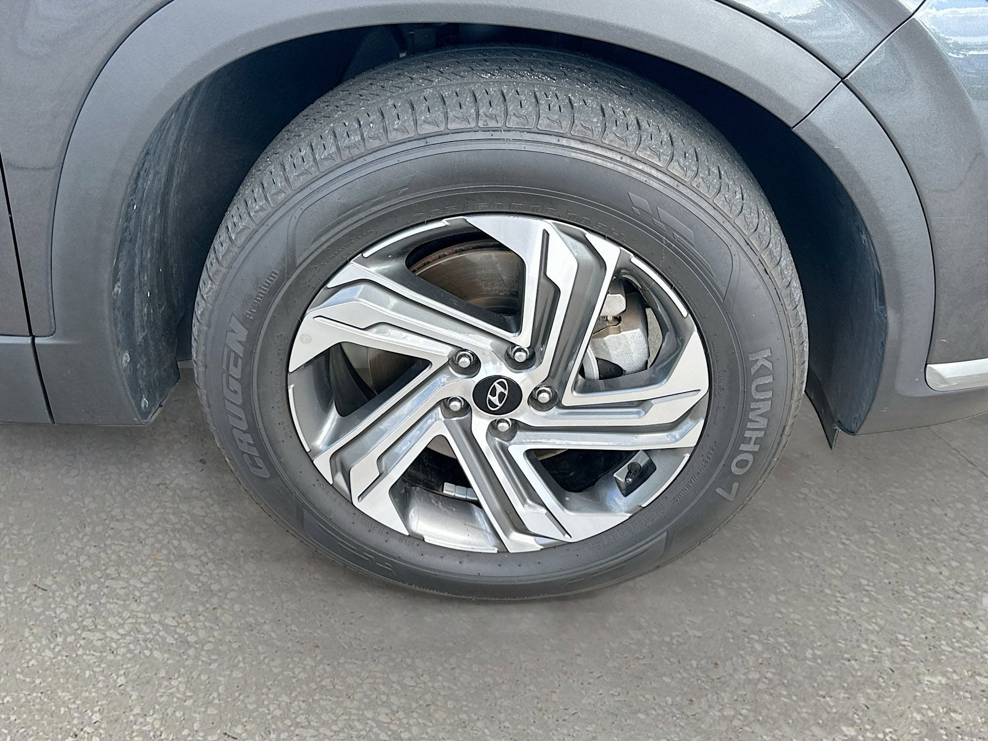 2023 Hyundai Santa Fe SE