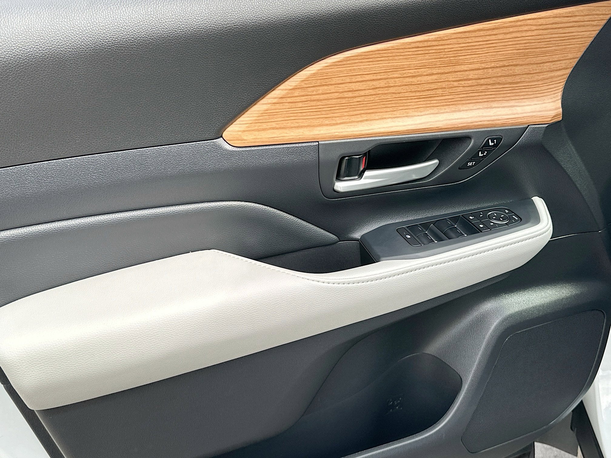 2026 Toyota Grand Highlander Base
