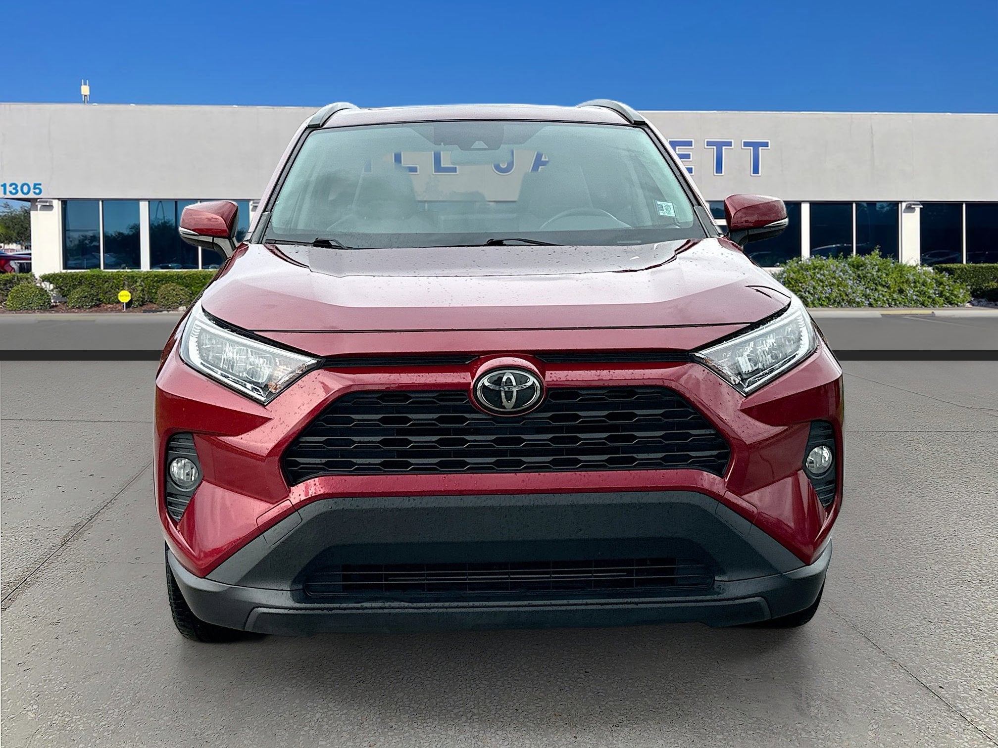 2020 Toyota RAV4 XLE Premium