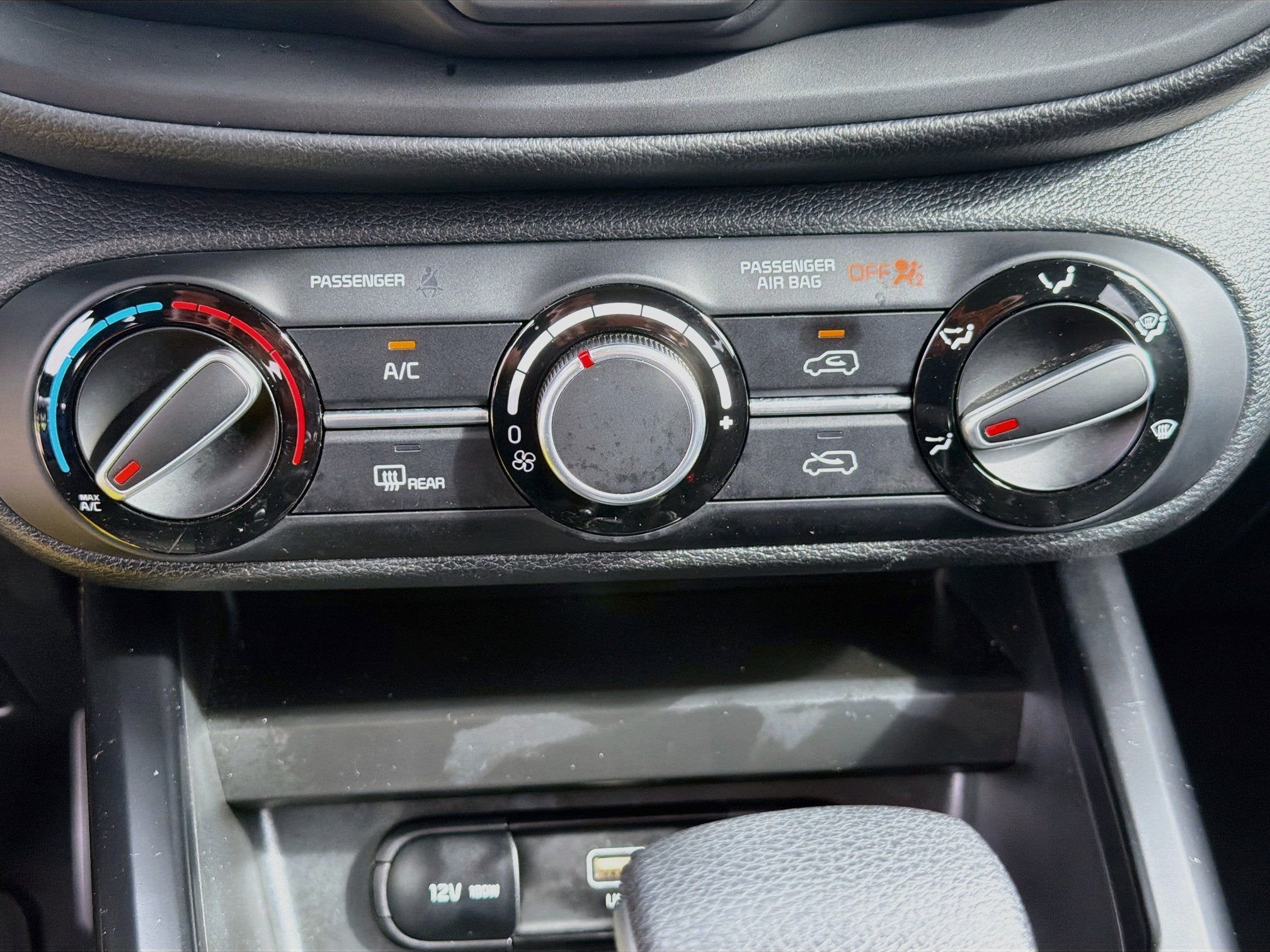 2025 Kia Soul Base