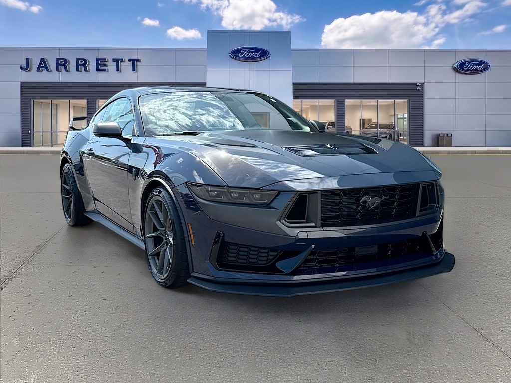 2026 Ford Mustang Dark Horse