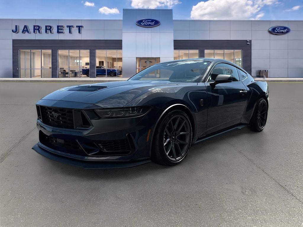 2026 Ford Mustang Dark Horse