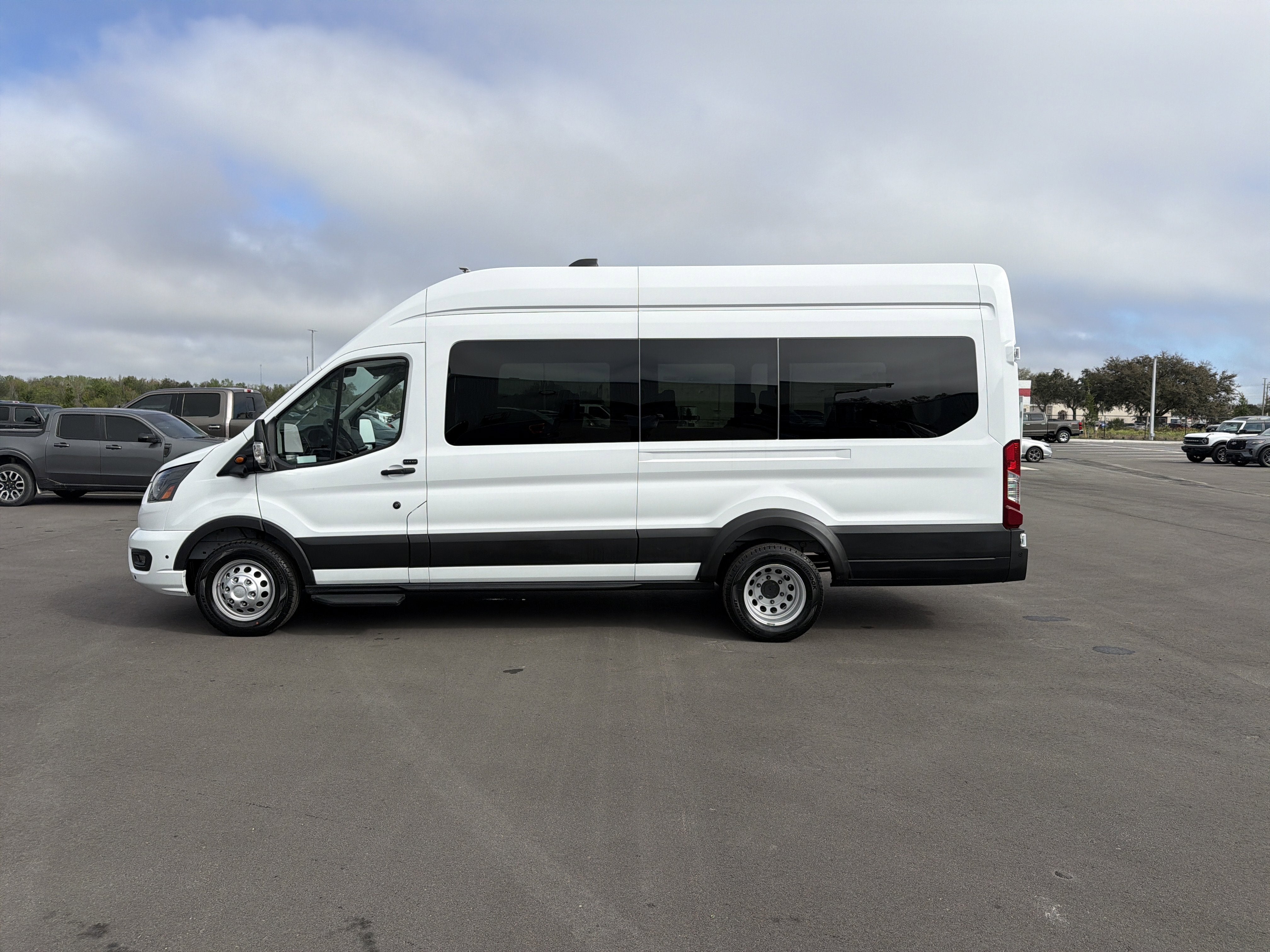 2026 Ford Transit-350 XLT