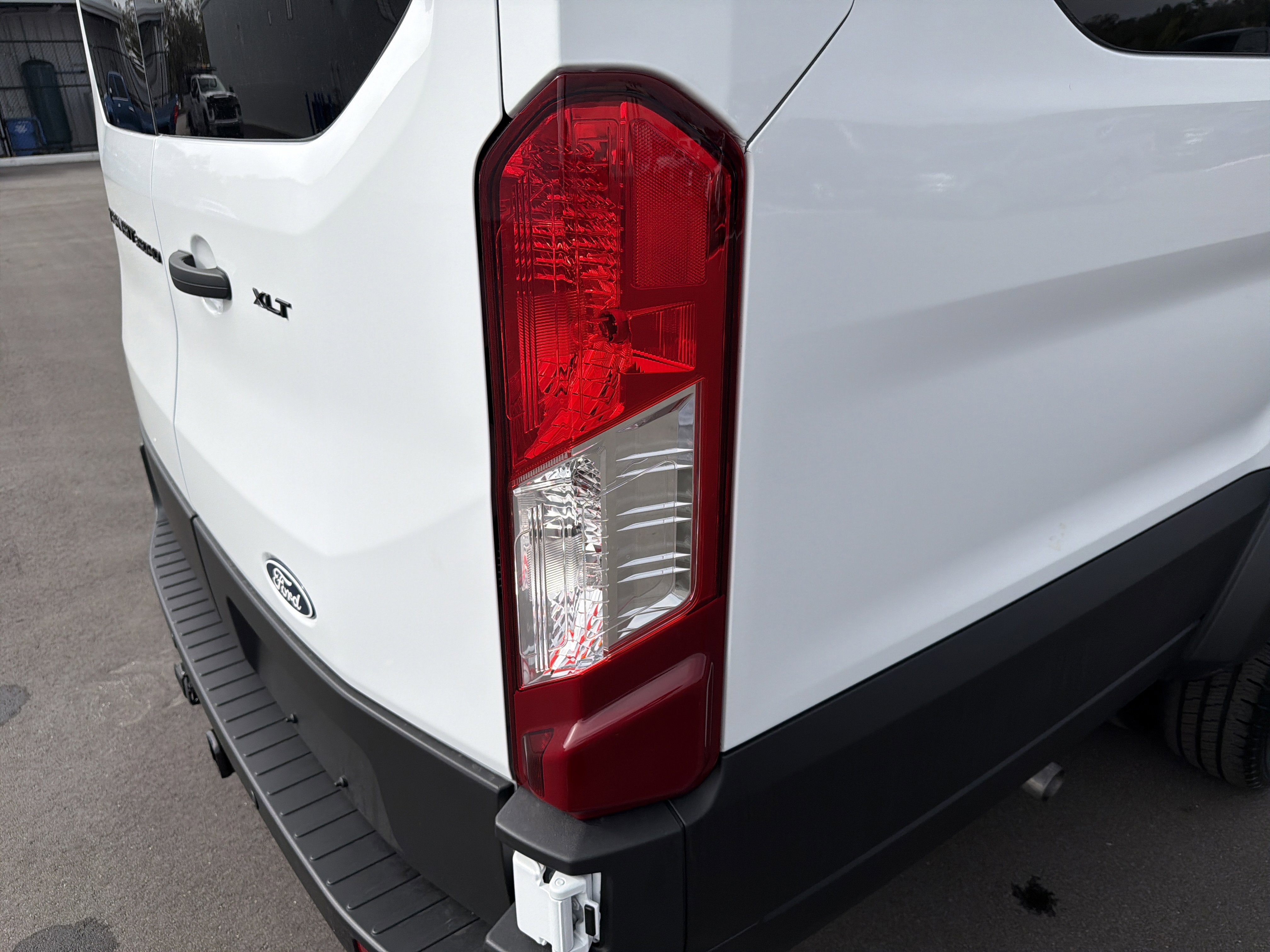 2026 Ford Transit-350 XLT