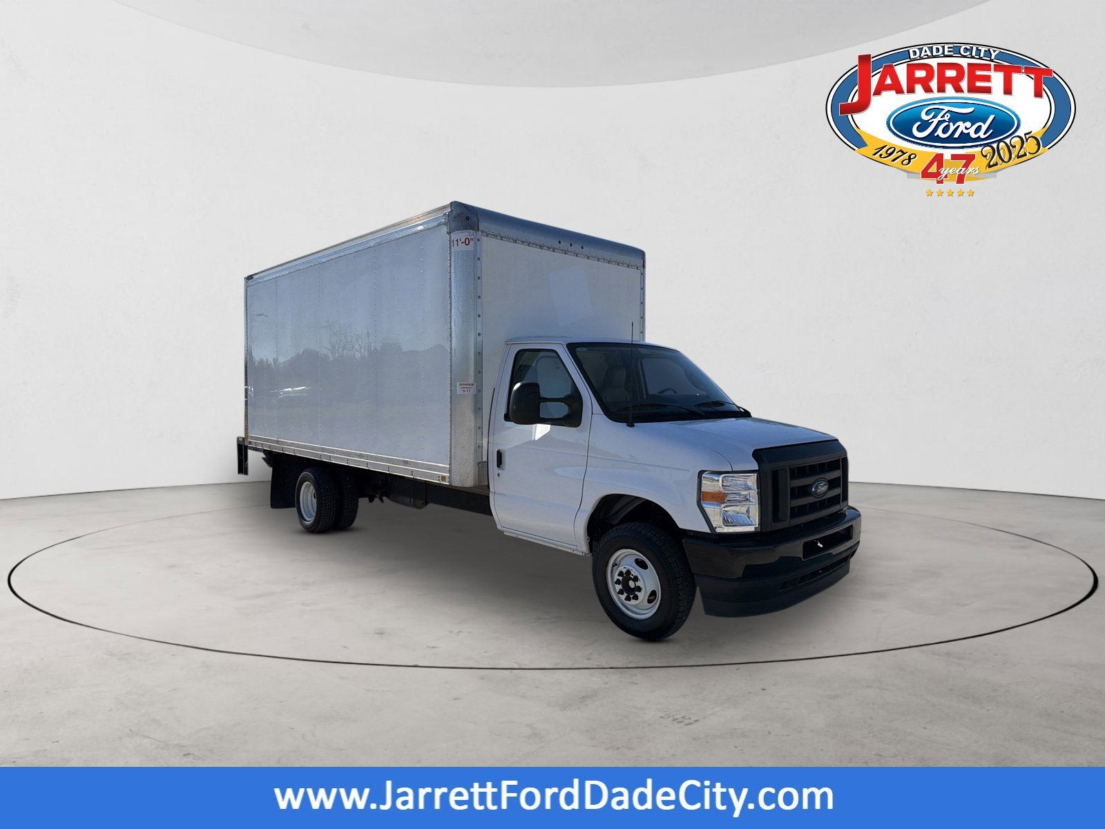 2024 Ford E-450SD Base