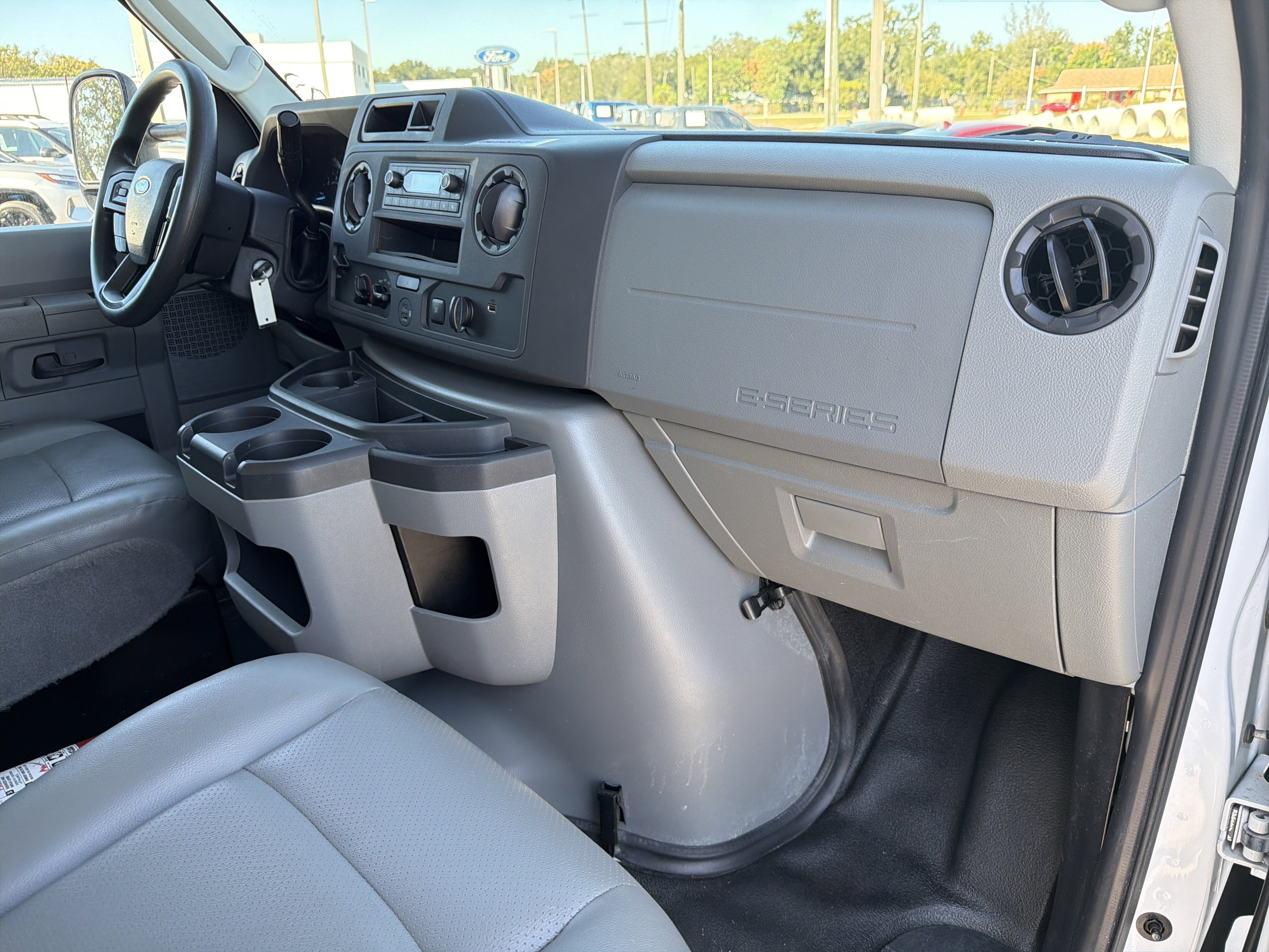 2024 Ford E-450SD Base