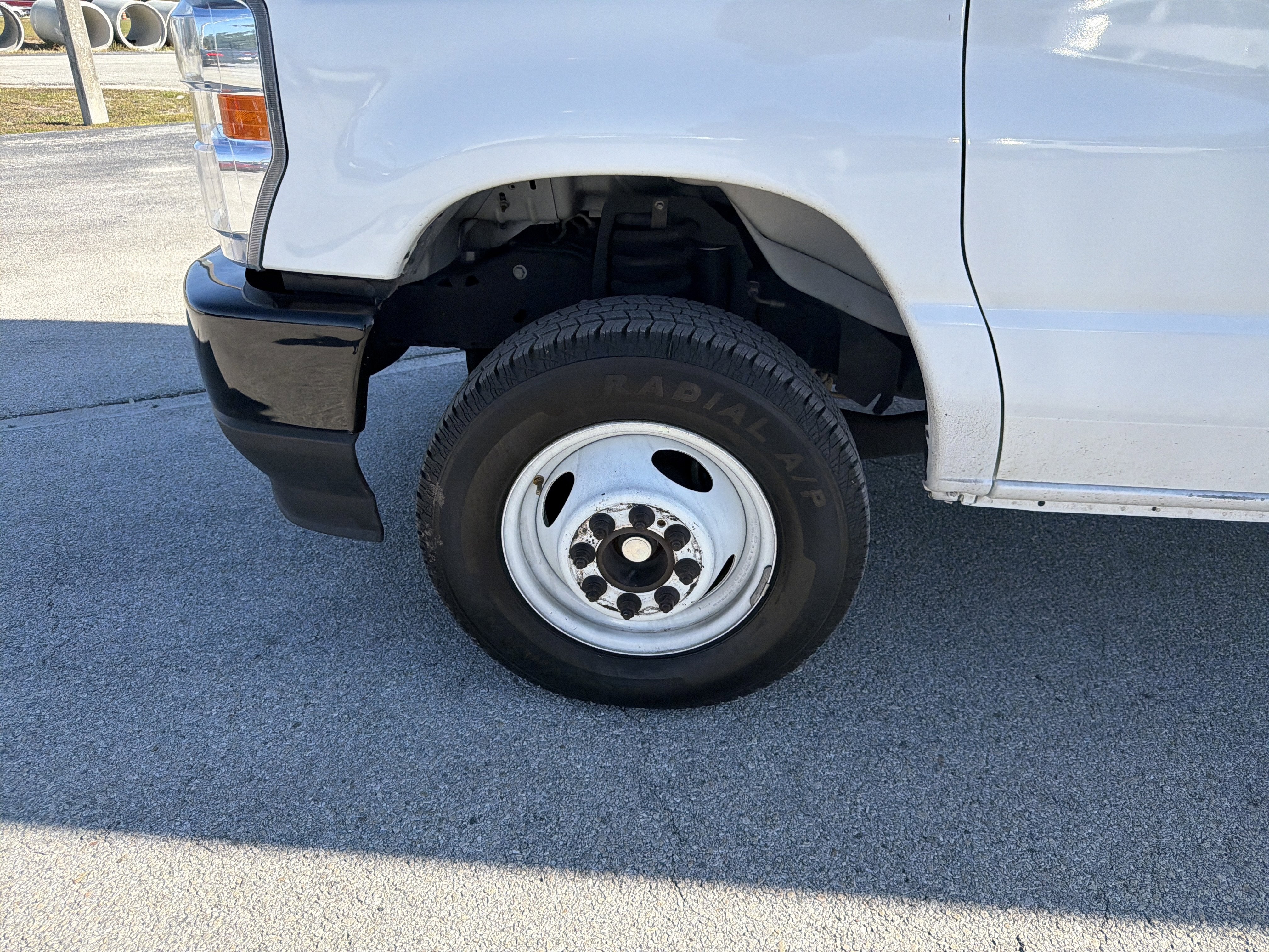 2024 Ford E-450SD Base