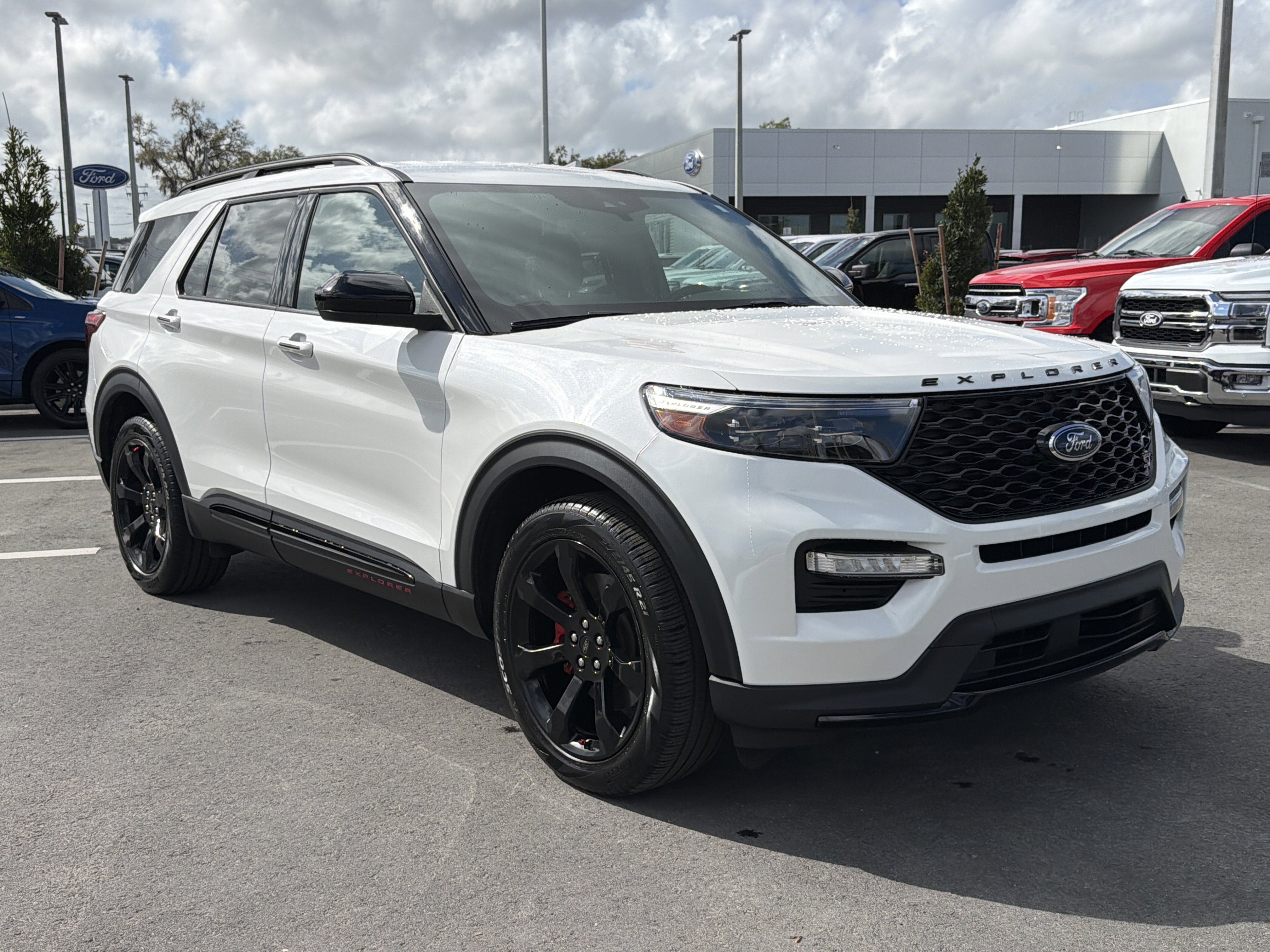 2022 Ford Explorer ST