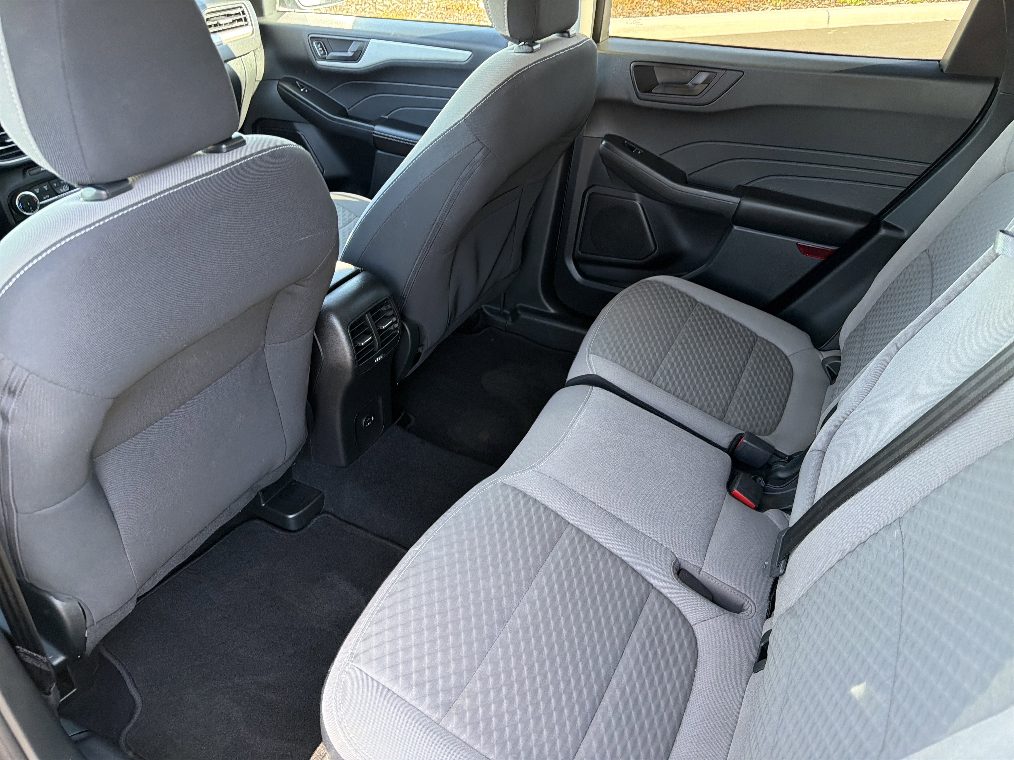 2022 Ford Escape SE Hybrid