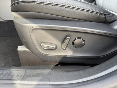 2026 Ford Escape Platinum