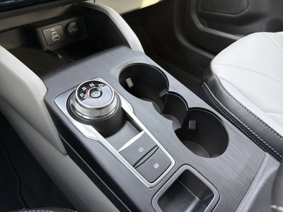 2026 Ford Escape Platinum