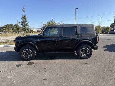 2023 Ford Bronco Outer Banks