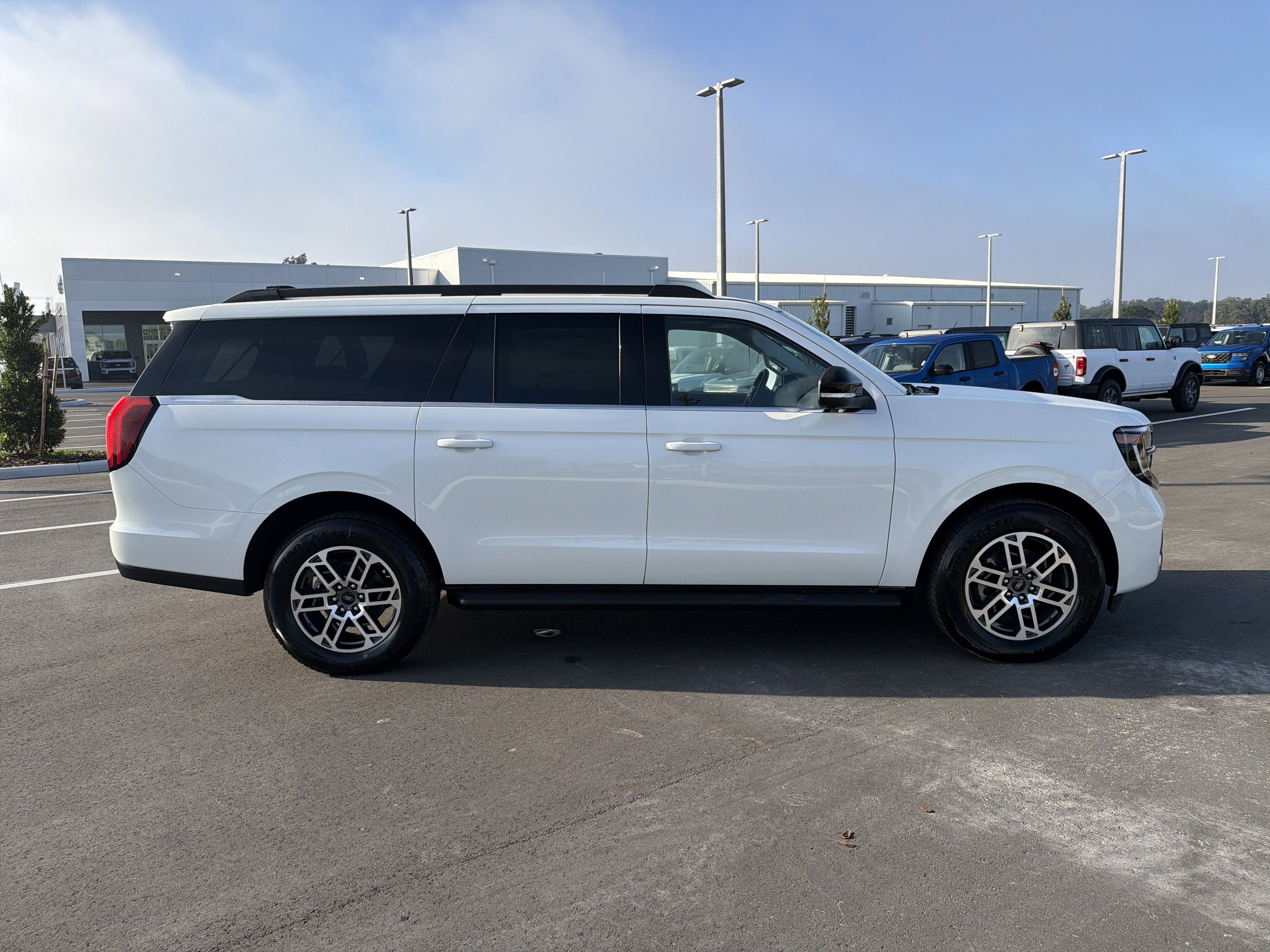 2025 Ford Expedition Max Active