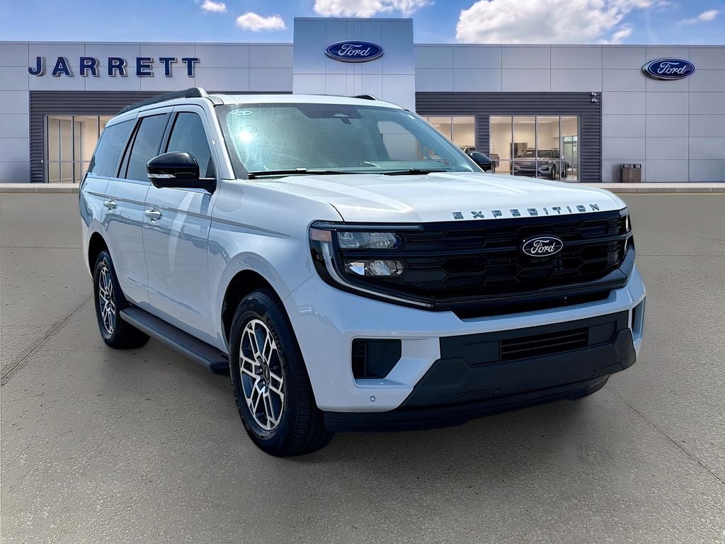 2026 Ford Expedition Active