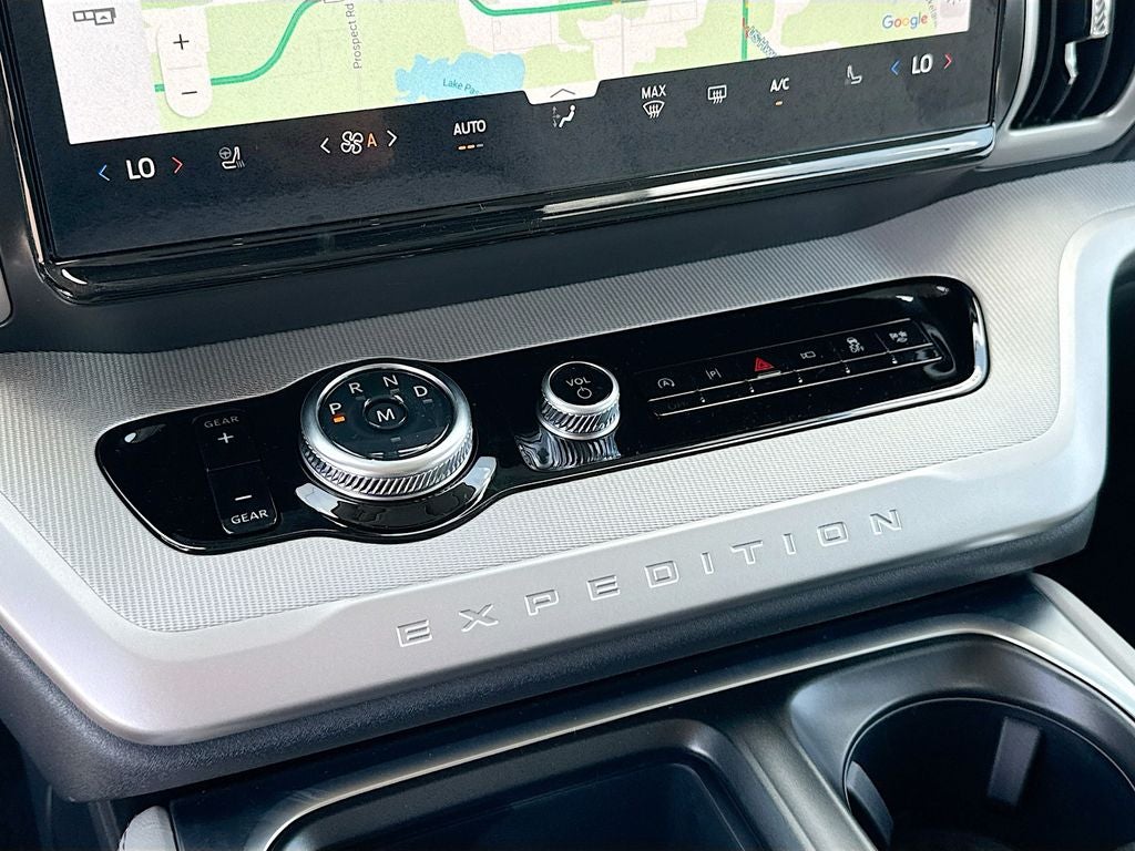 2027 Ford Expedition Active