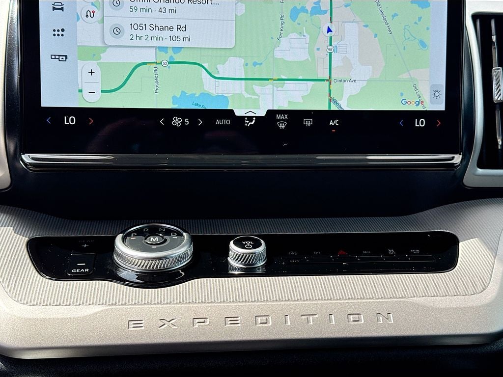2025 Ford Expedition Active