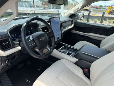 2024 Ford Expedition Platinum