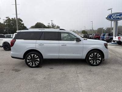 2025 Ford Expedition Platinum